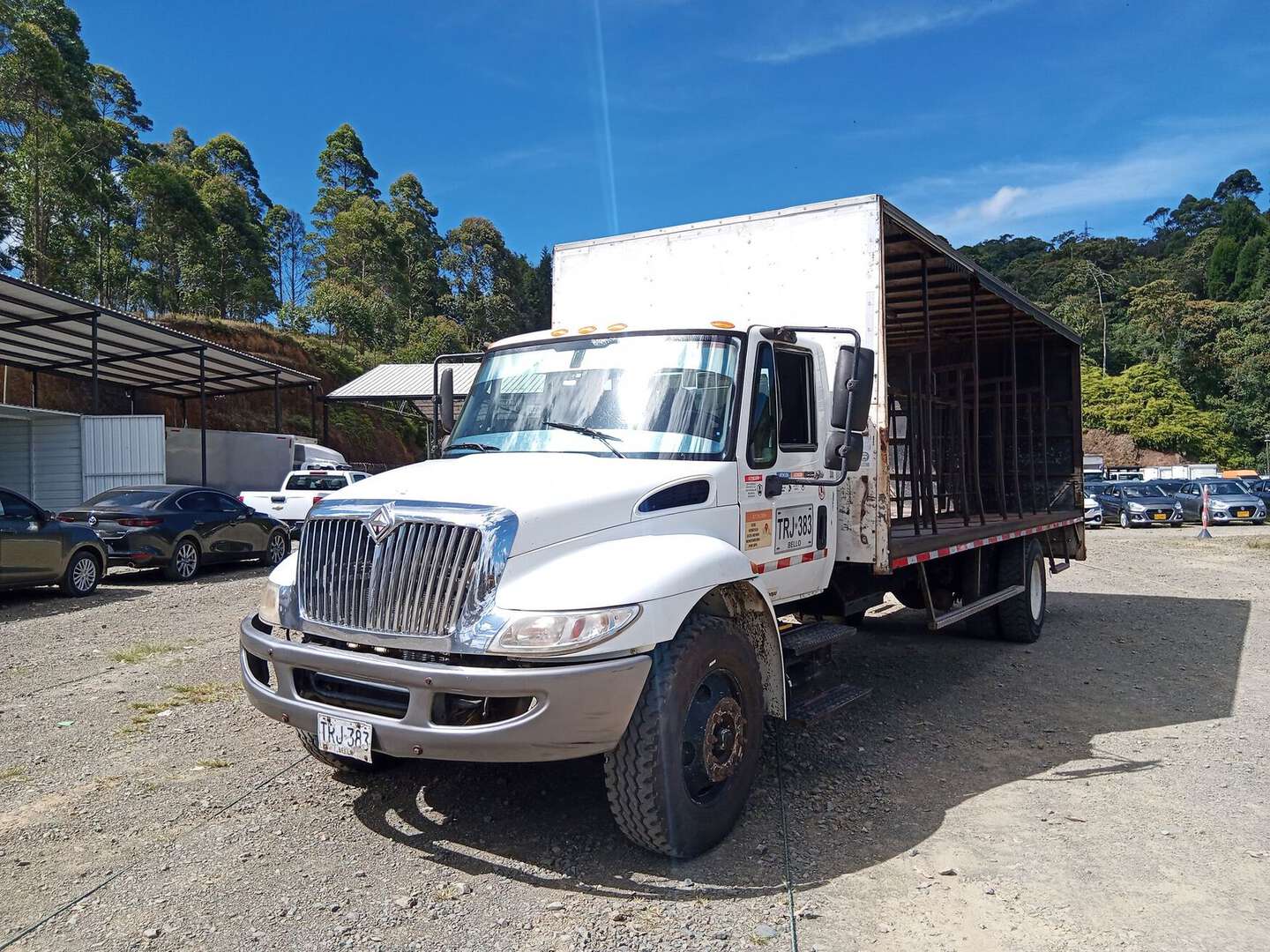 International - 4300 - 2012