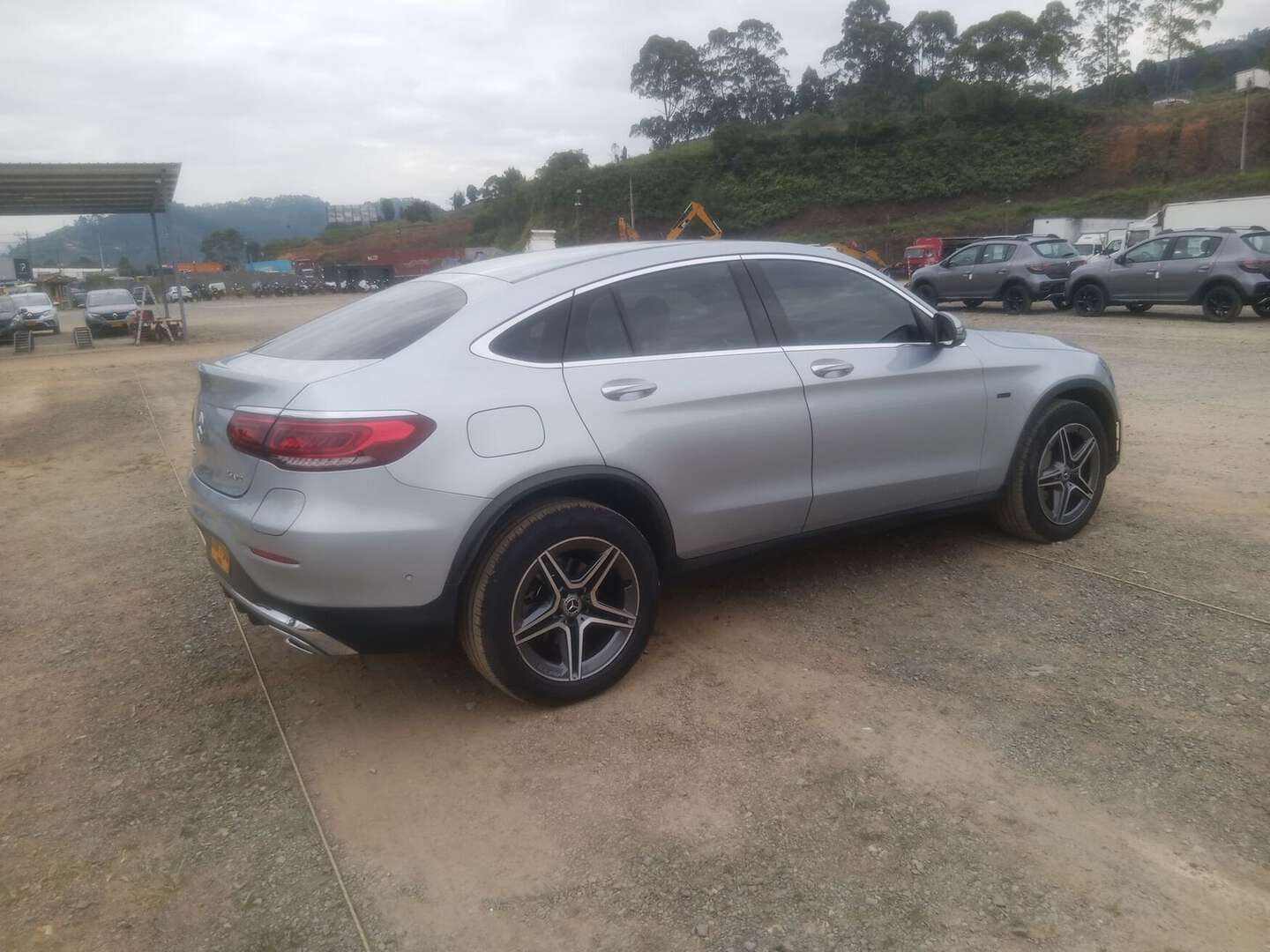 Mercedes Benz - GLC300E - 2022