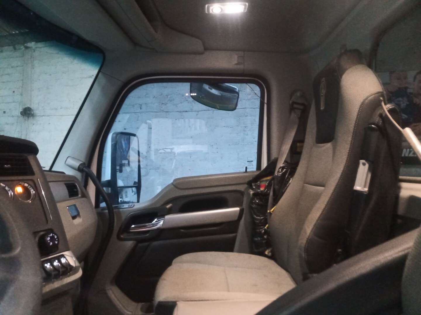 Kenworth - T880 PACCAR - 2022