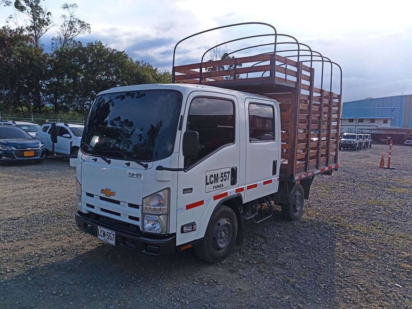 Chevrolet - NHR Doble - 2022