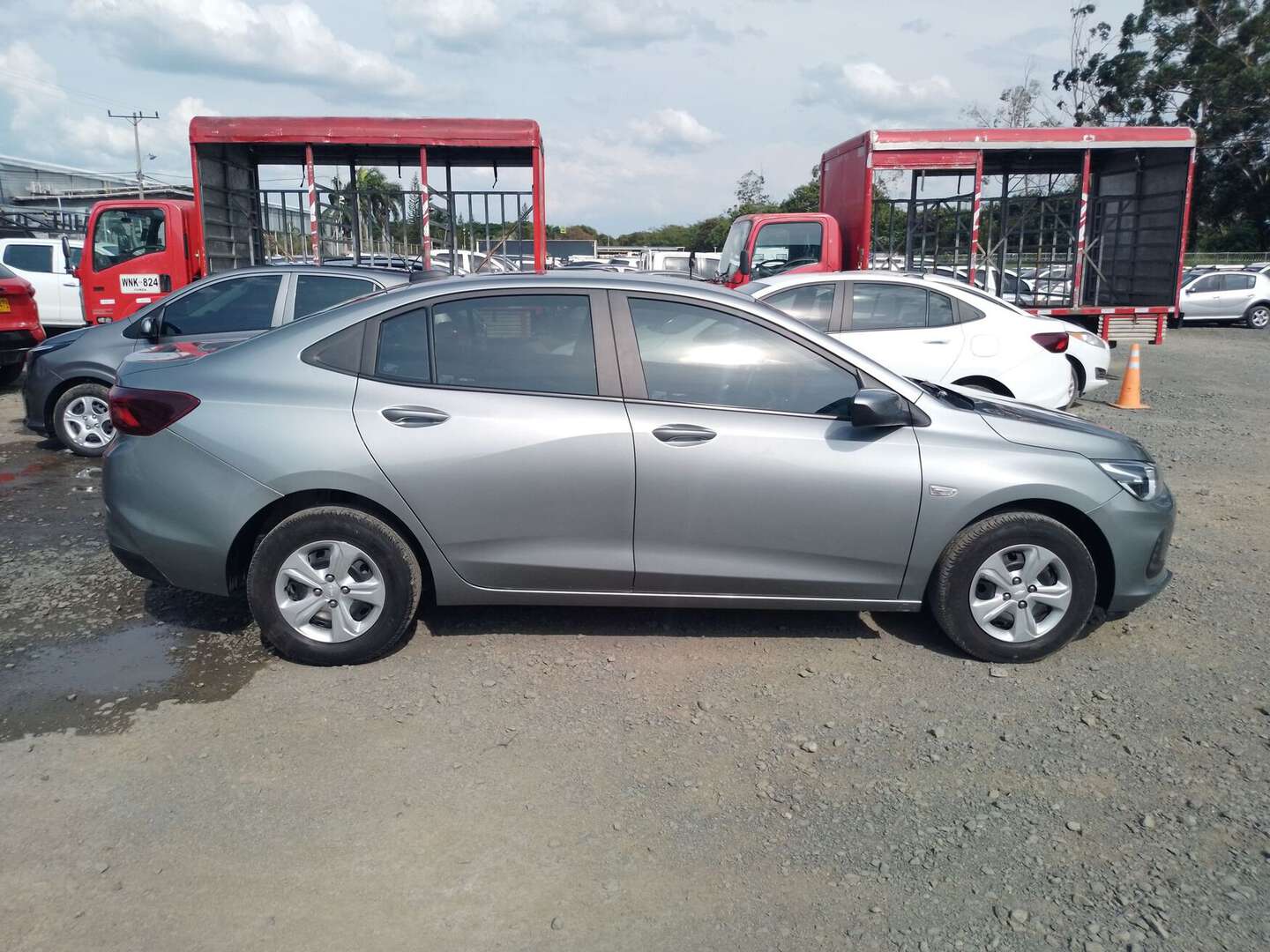 Chevrolet - Onix - 2025