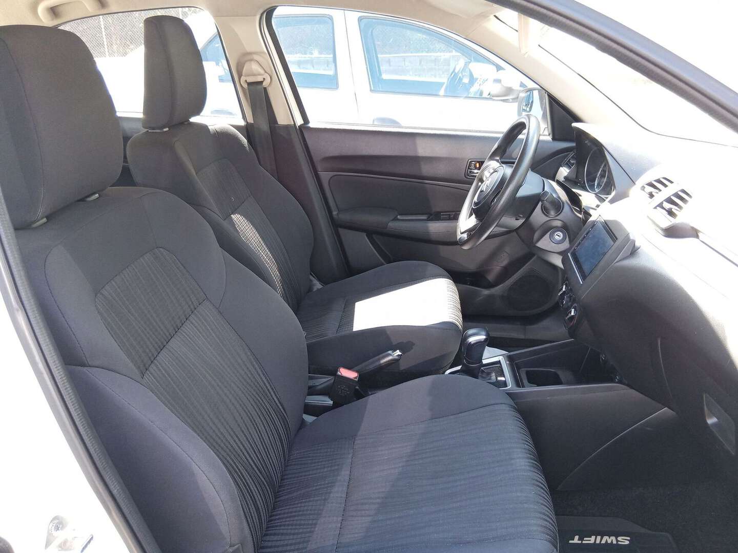Suzuki - Swift - 2023