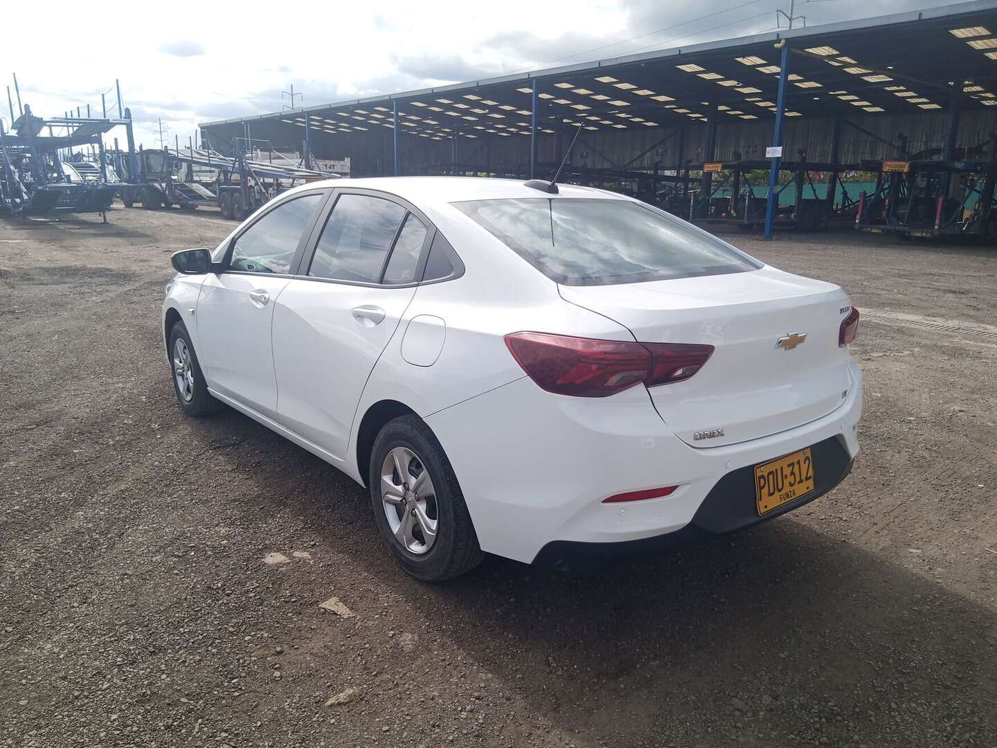 Chevrolet - Onix - 2025
