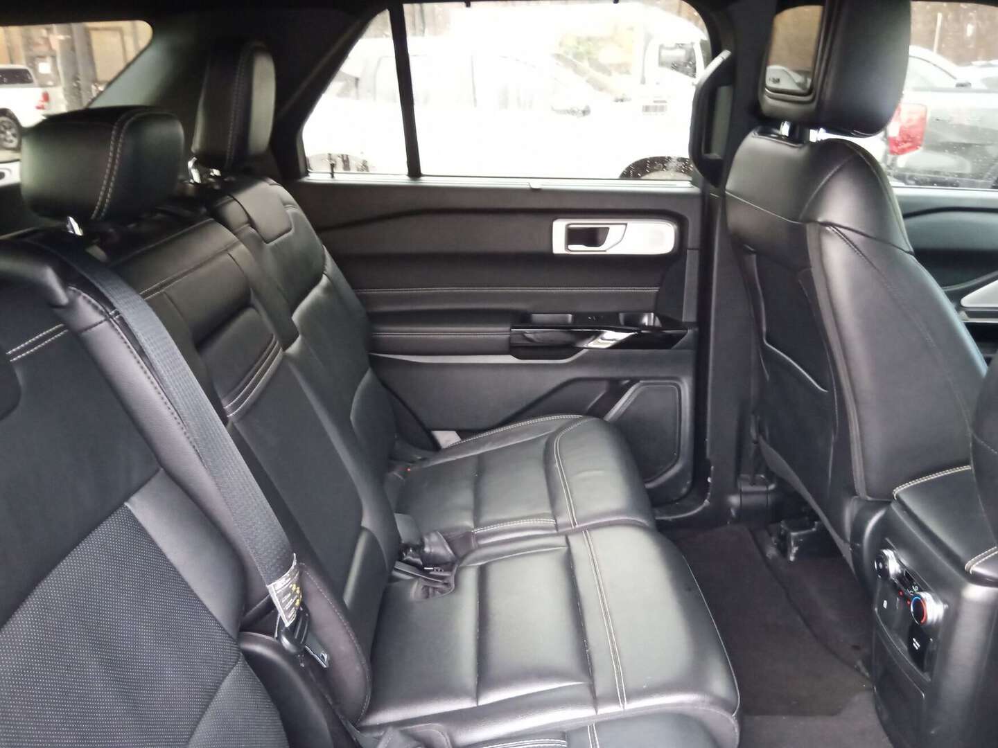 Ford - Explorer - 2023