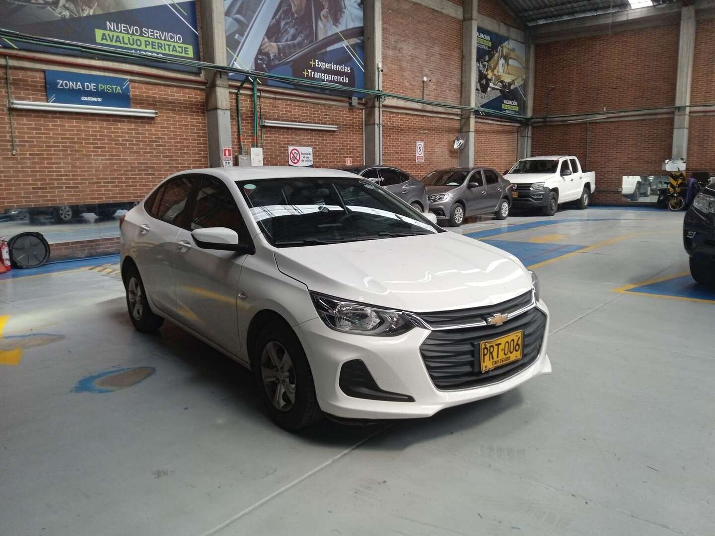 Chevrolet - Onix - 2025