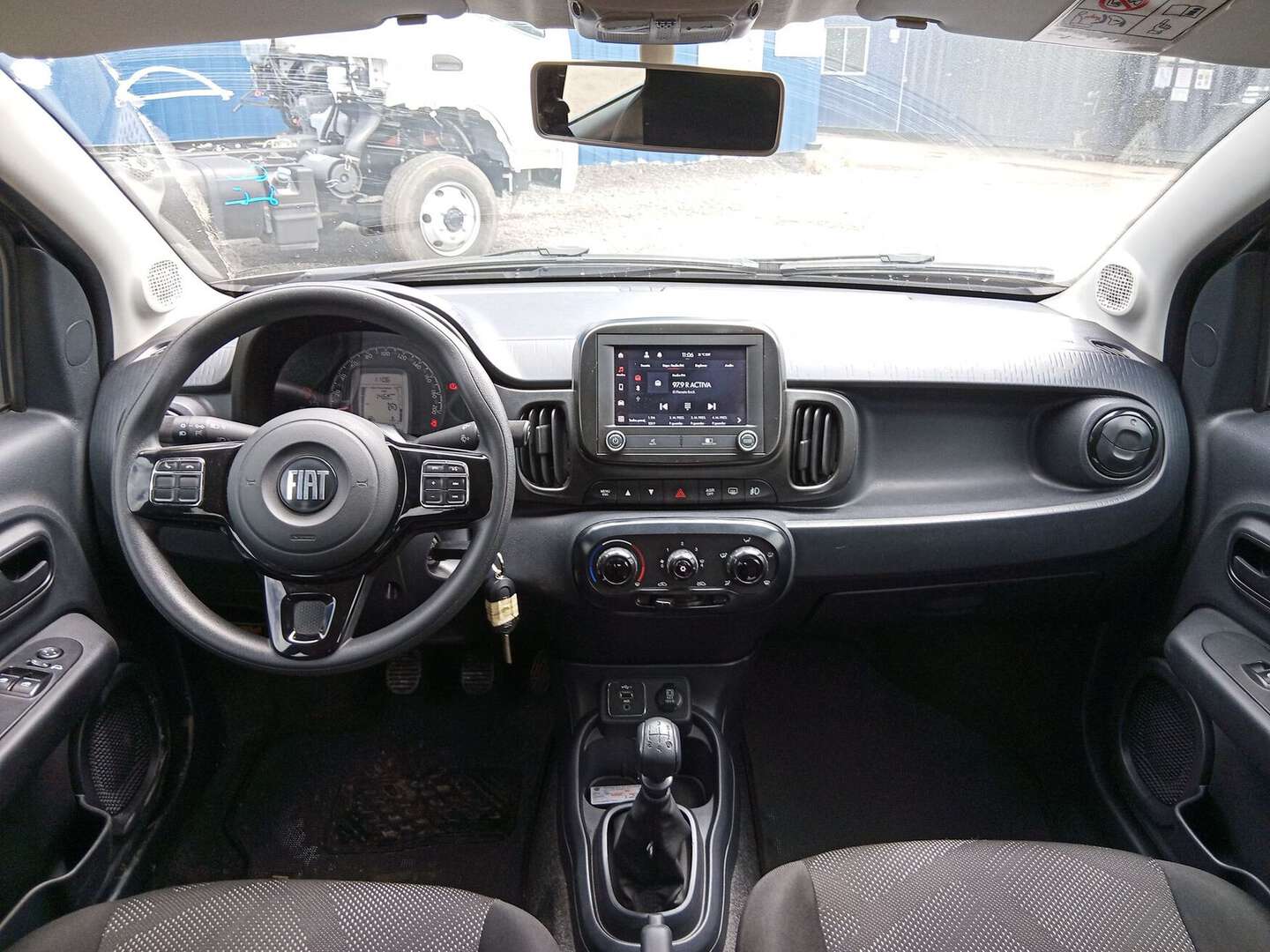 Fiat - Mobi - 2024