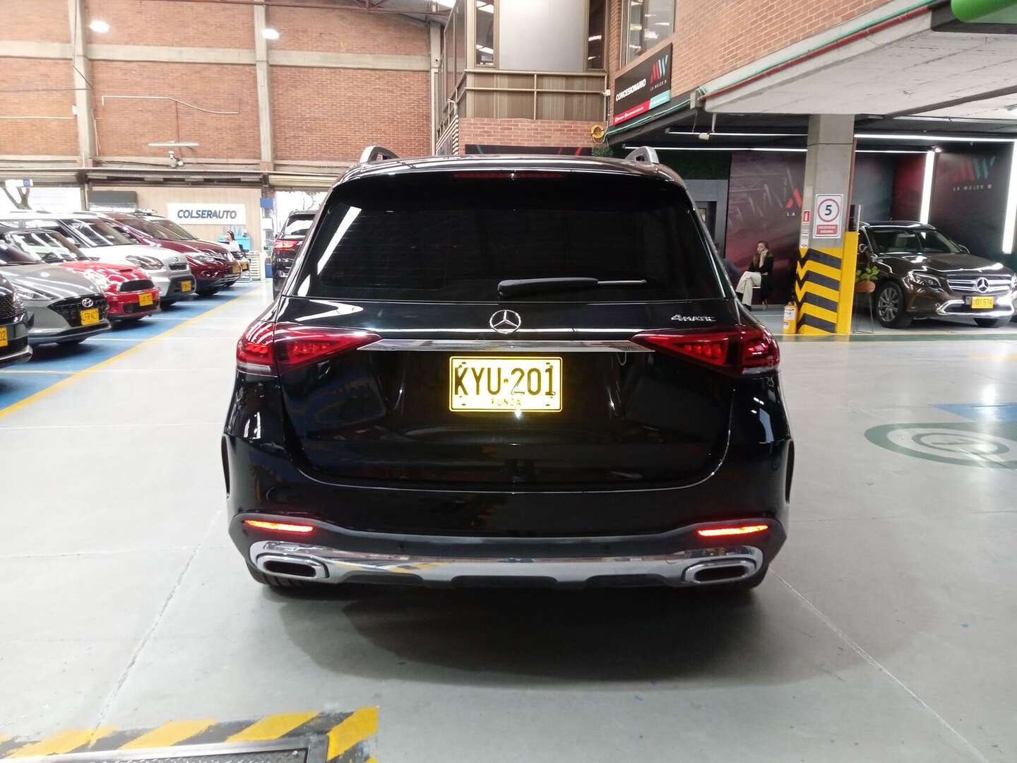 Mercedes Benz - GLE450 - 2022
