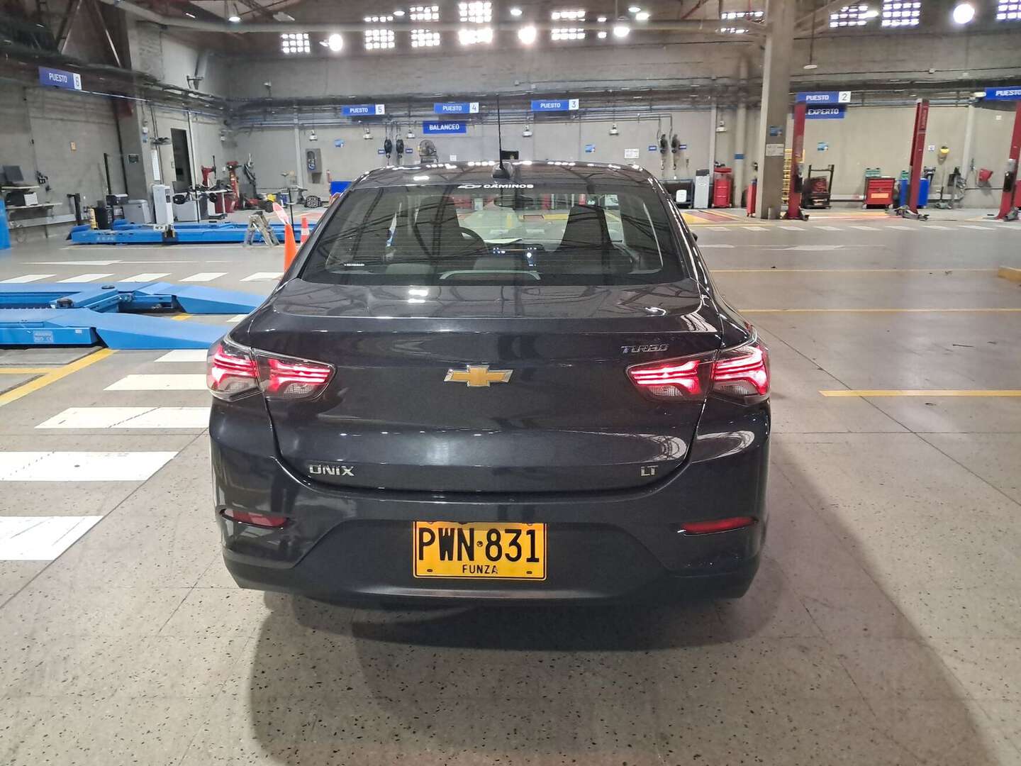 Chevrolet - Onix - 2026