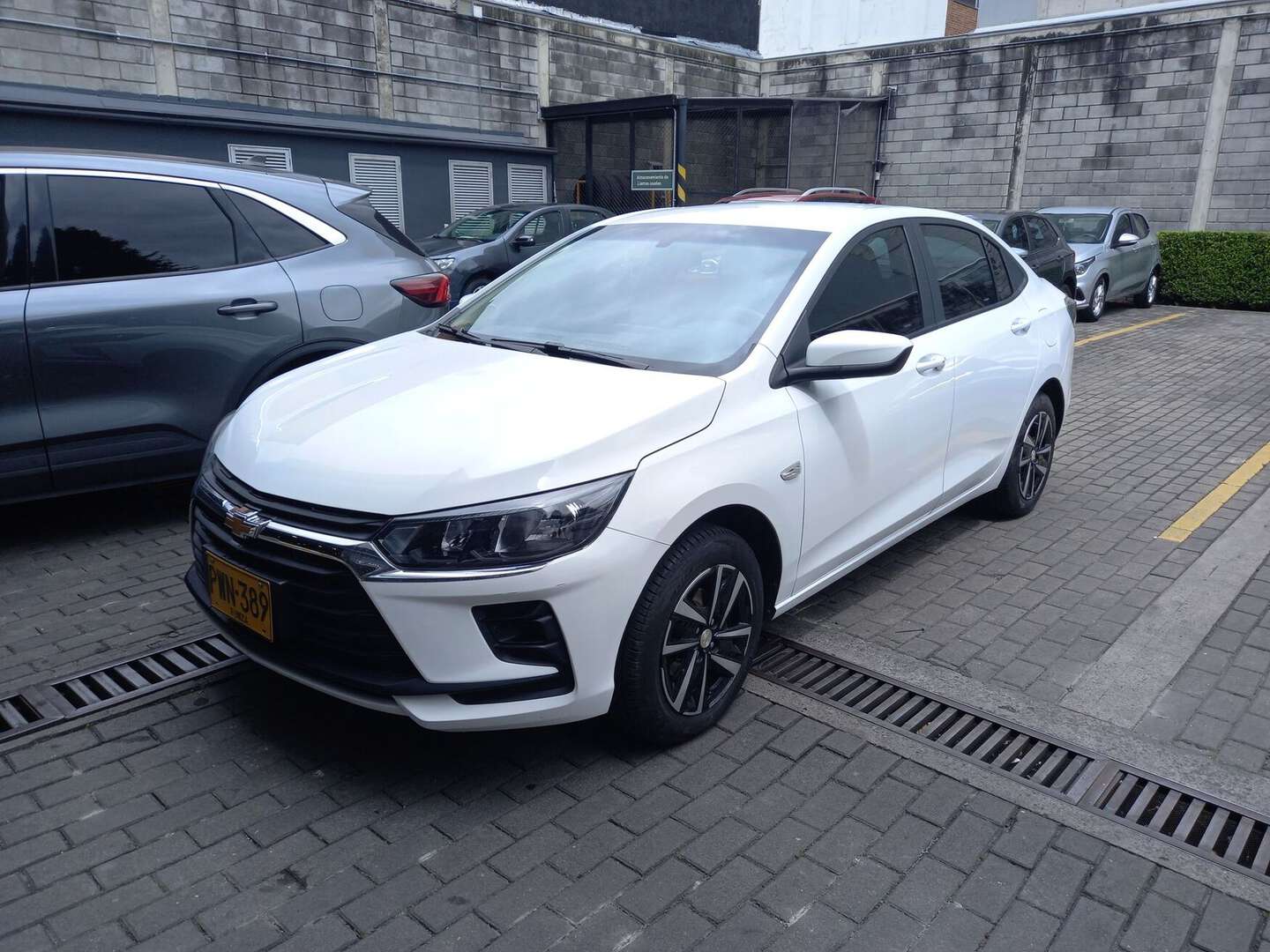 Chevrolet - Onix - 2026