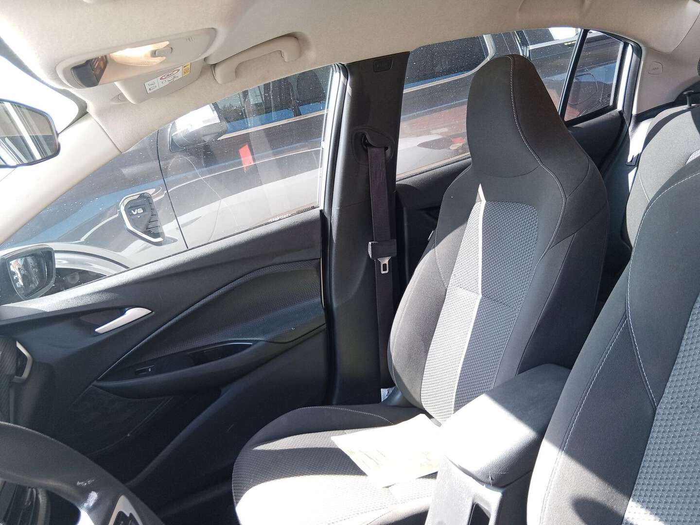 Chevrolet - Onix - 2025