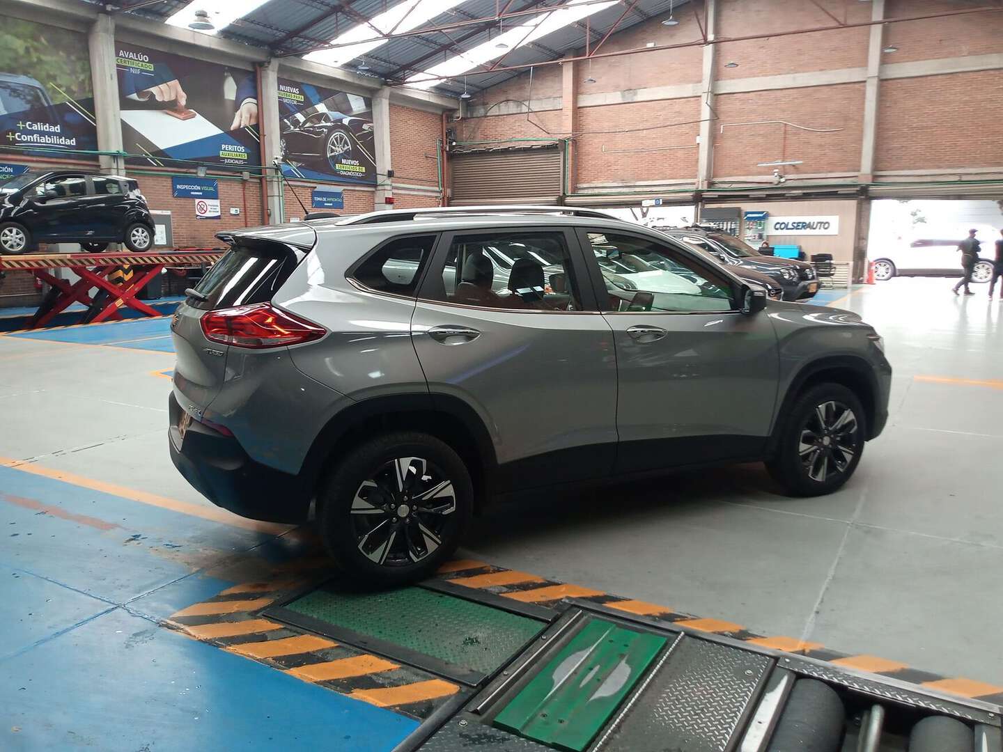 Chevrolet - Tracker - 2025