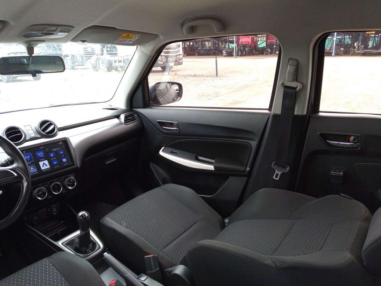 Suzuki - Swift - 2023