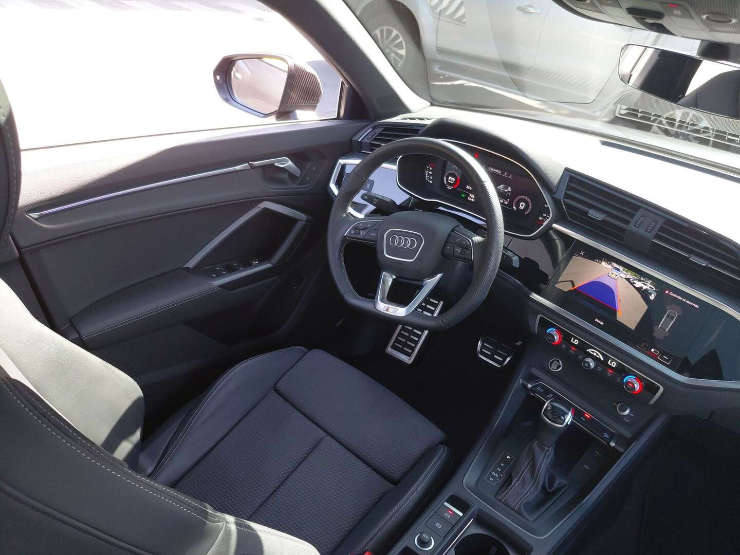 Audi - Q3 - 2024