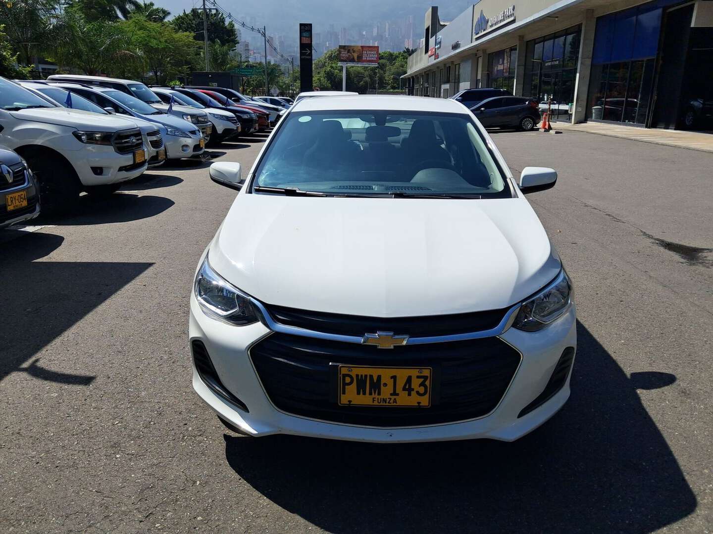 Chevrolet - Onix - 2025