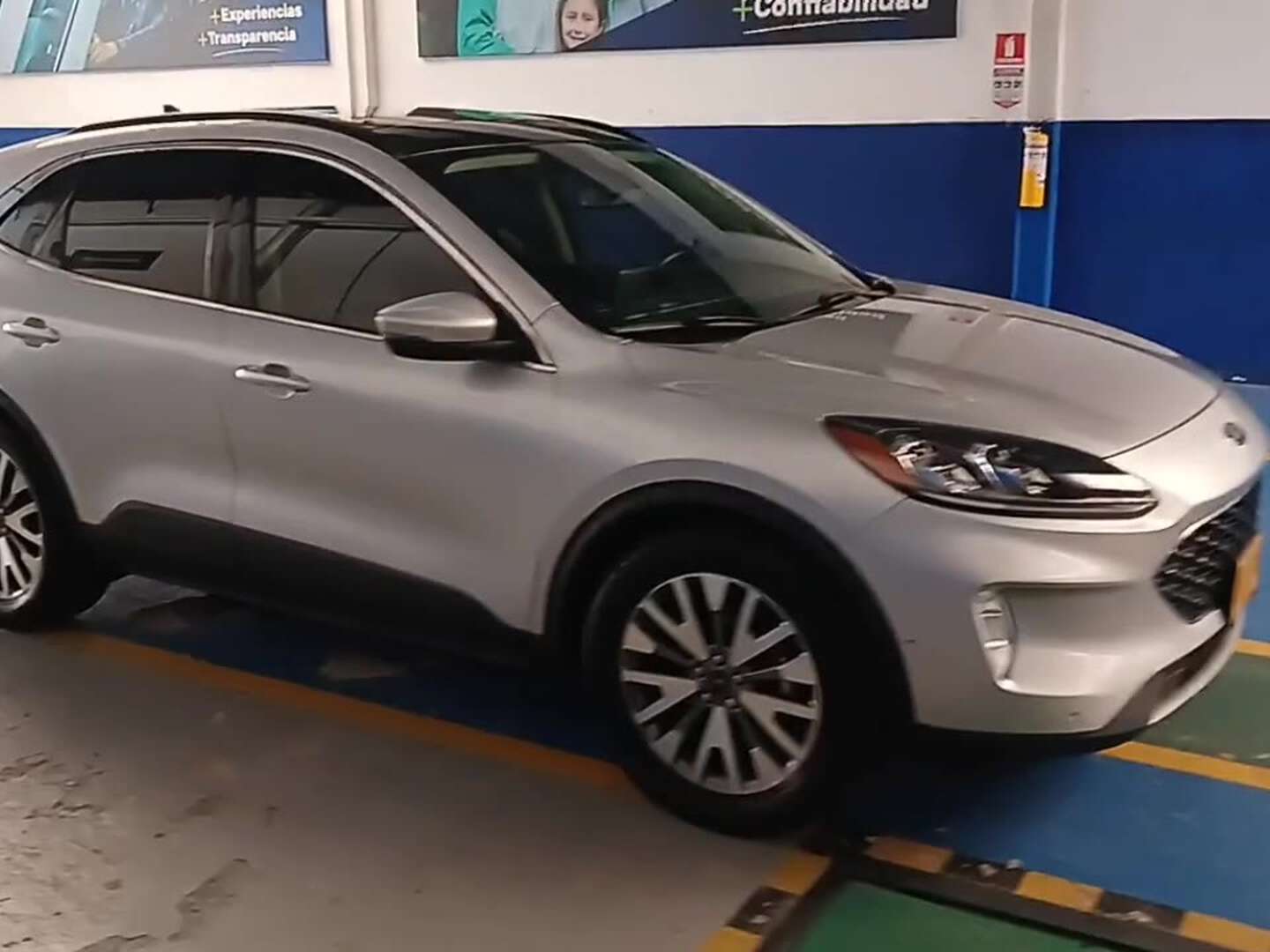 Ford - Escape - 2020