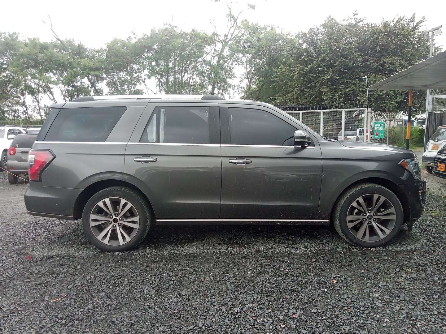 Ford - Expedition - 2021