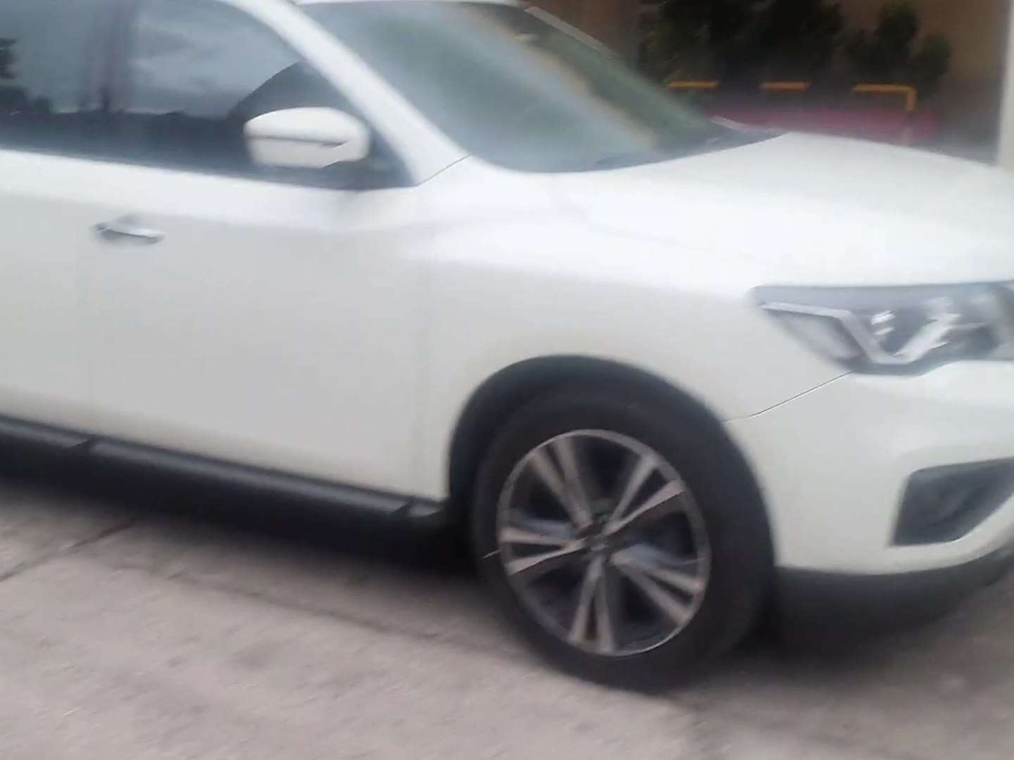 Nissan - Pathfinder - 2019