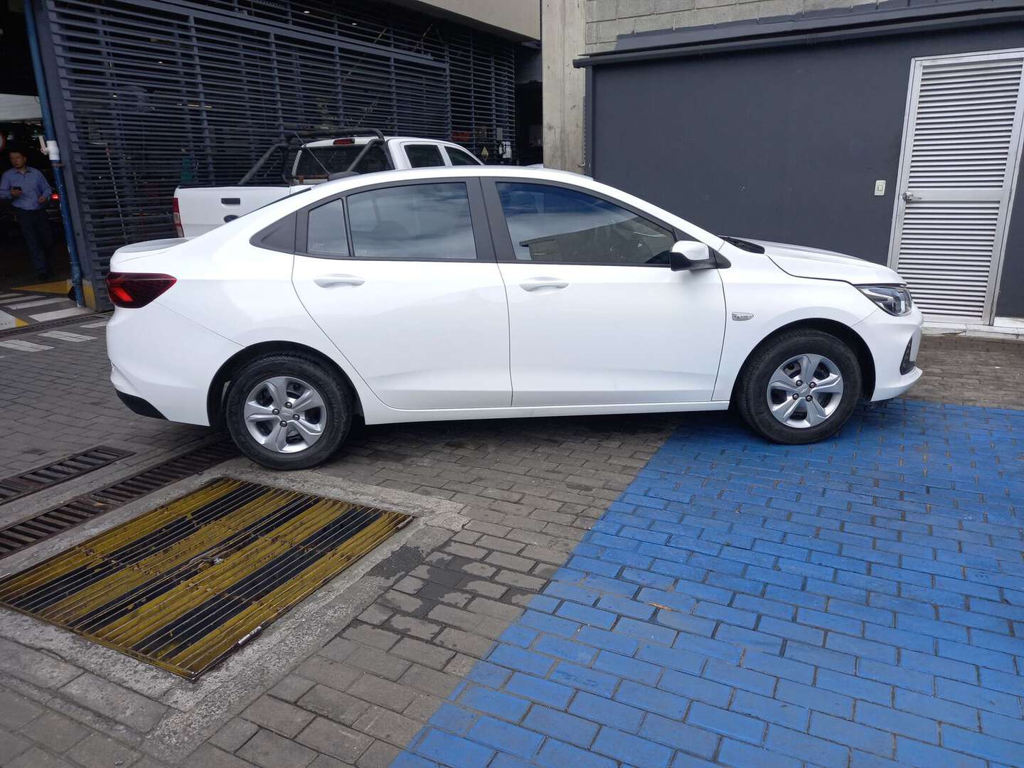 Chevrolet - Onix - 2025