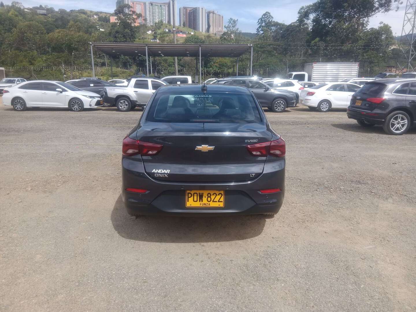 Chevrolet - Onix - 2025