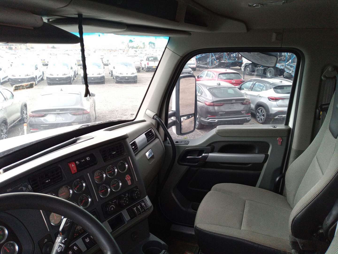 Kenworth - T880 PACCAR - 2022