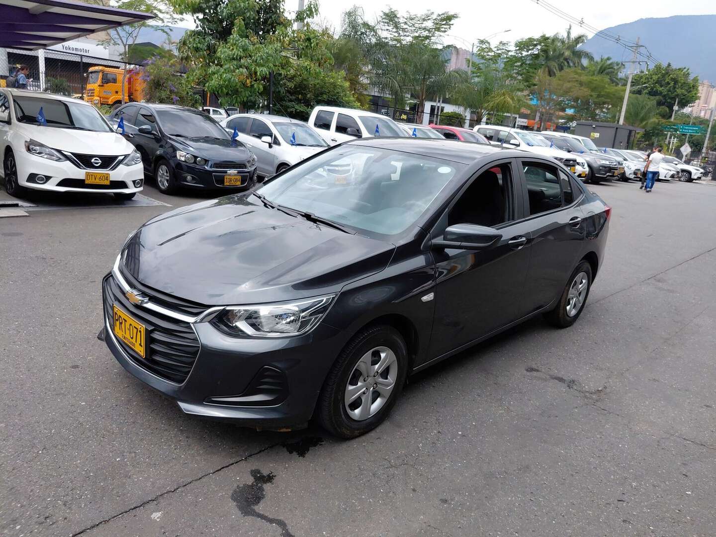 Chevrolet - Onix - 2025
