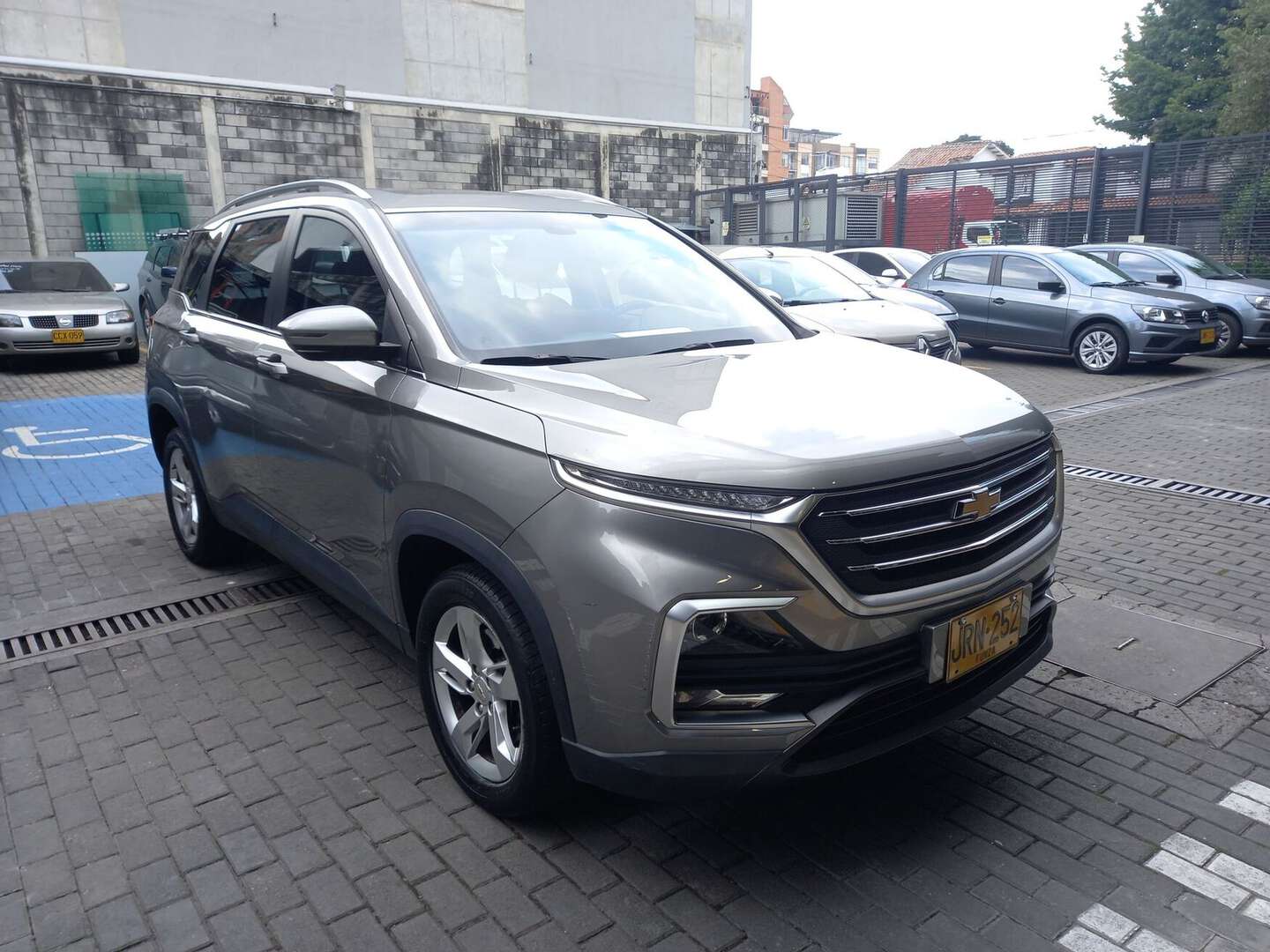 Chevrolet - Captiva - 2020