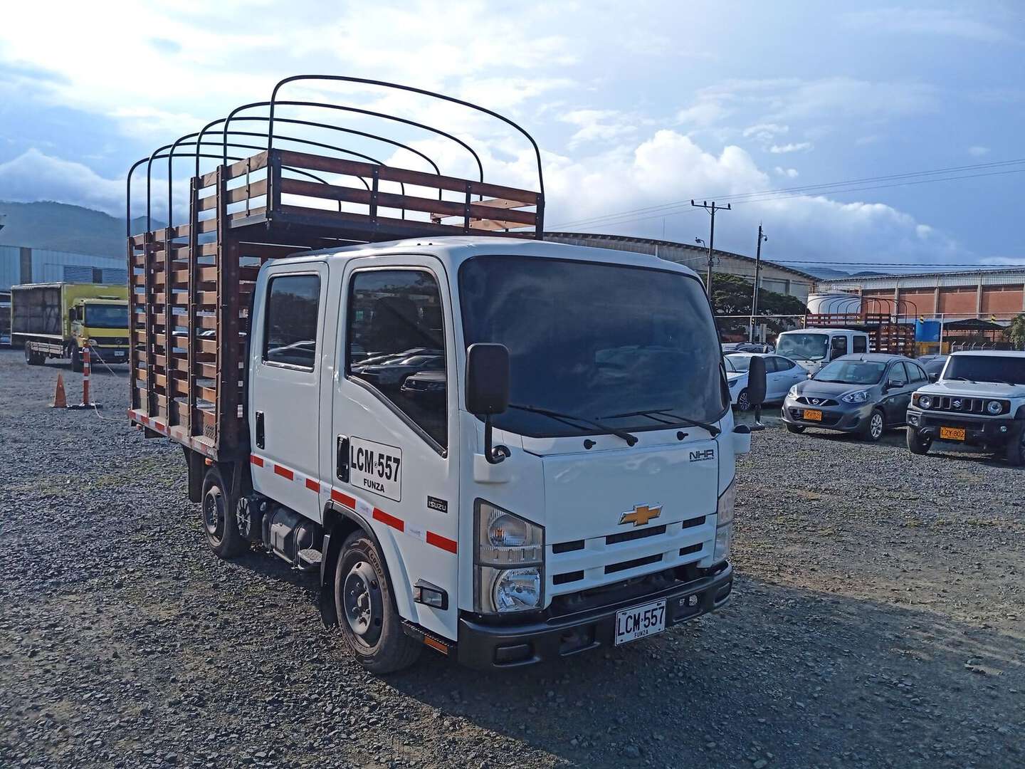 Chevrolet - NHR Doble - 2022