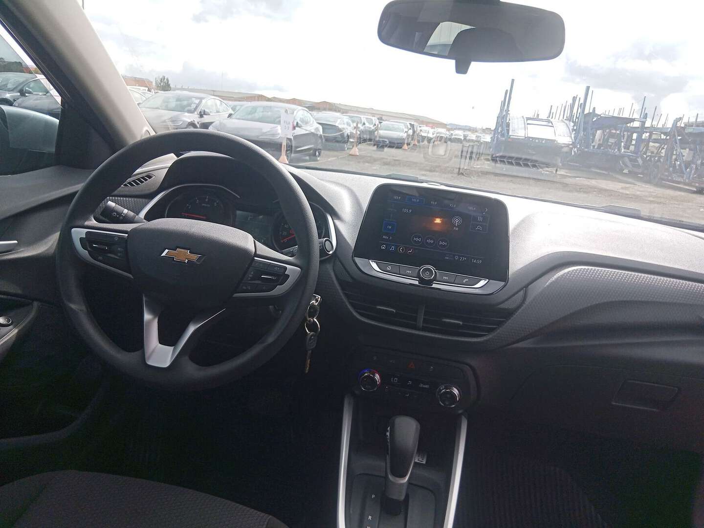 Chevrolet - Onix - 2025