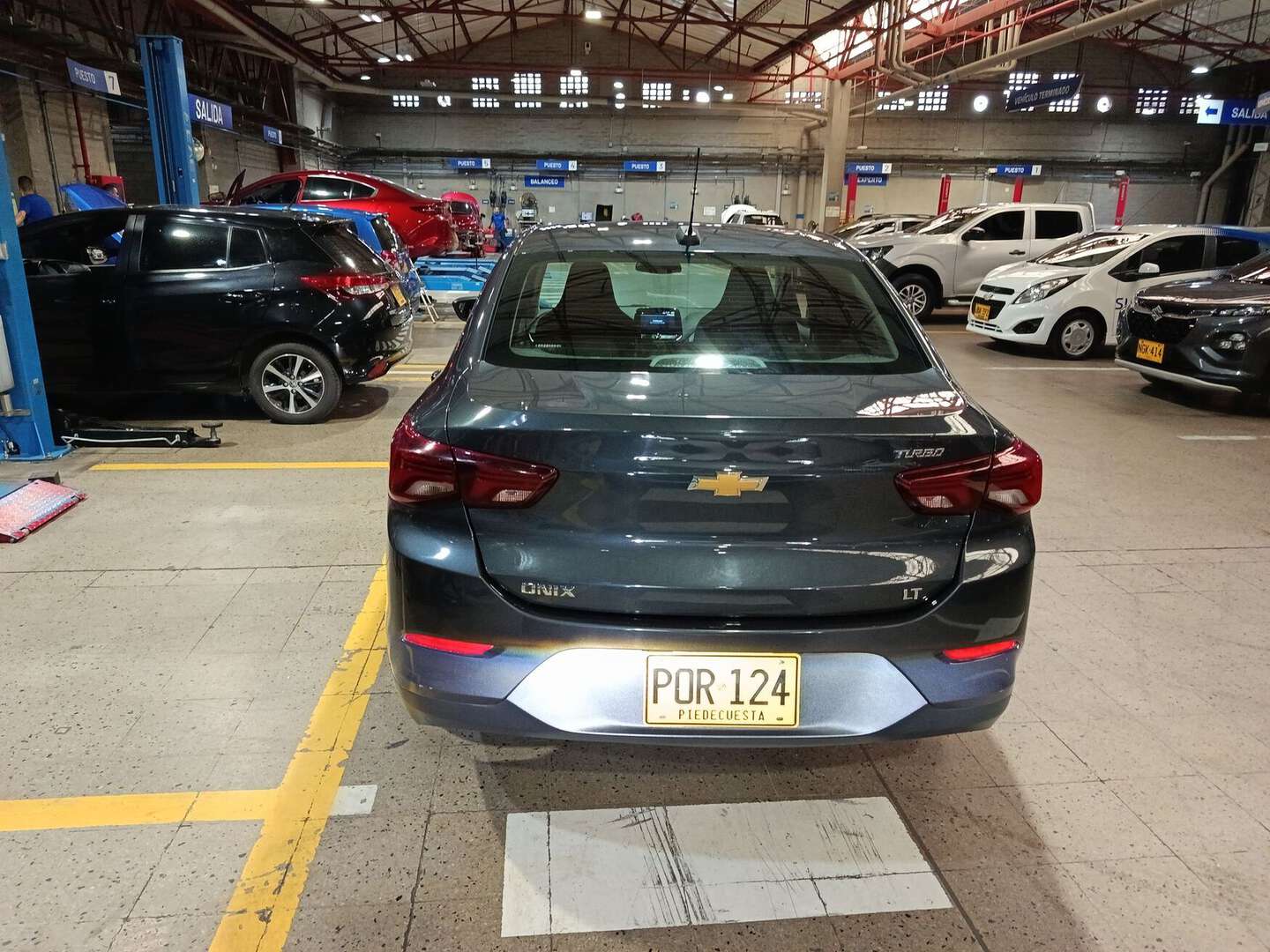 Chevrolet - Onix - 2025