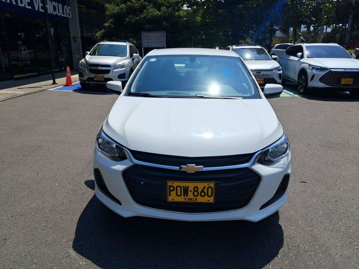 Chevrolet - Onix - 2025