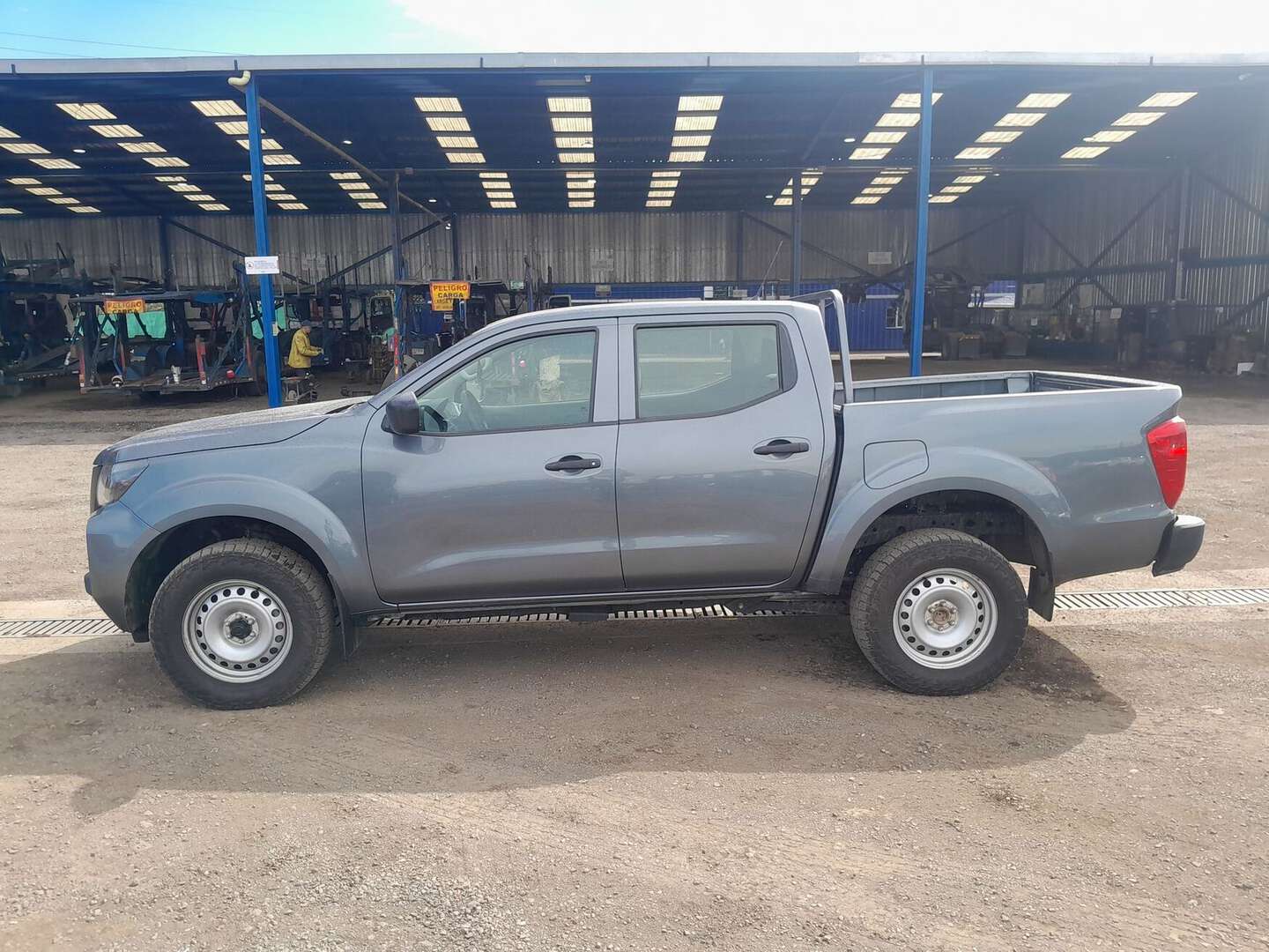 Nissan - Frontier - 2025
