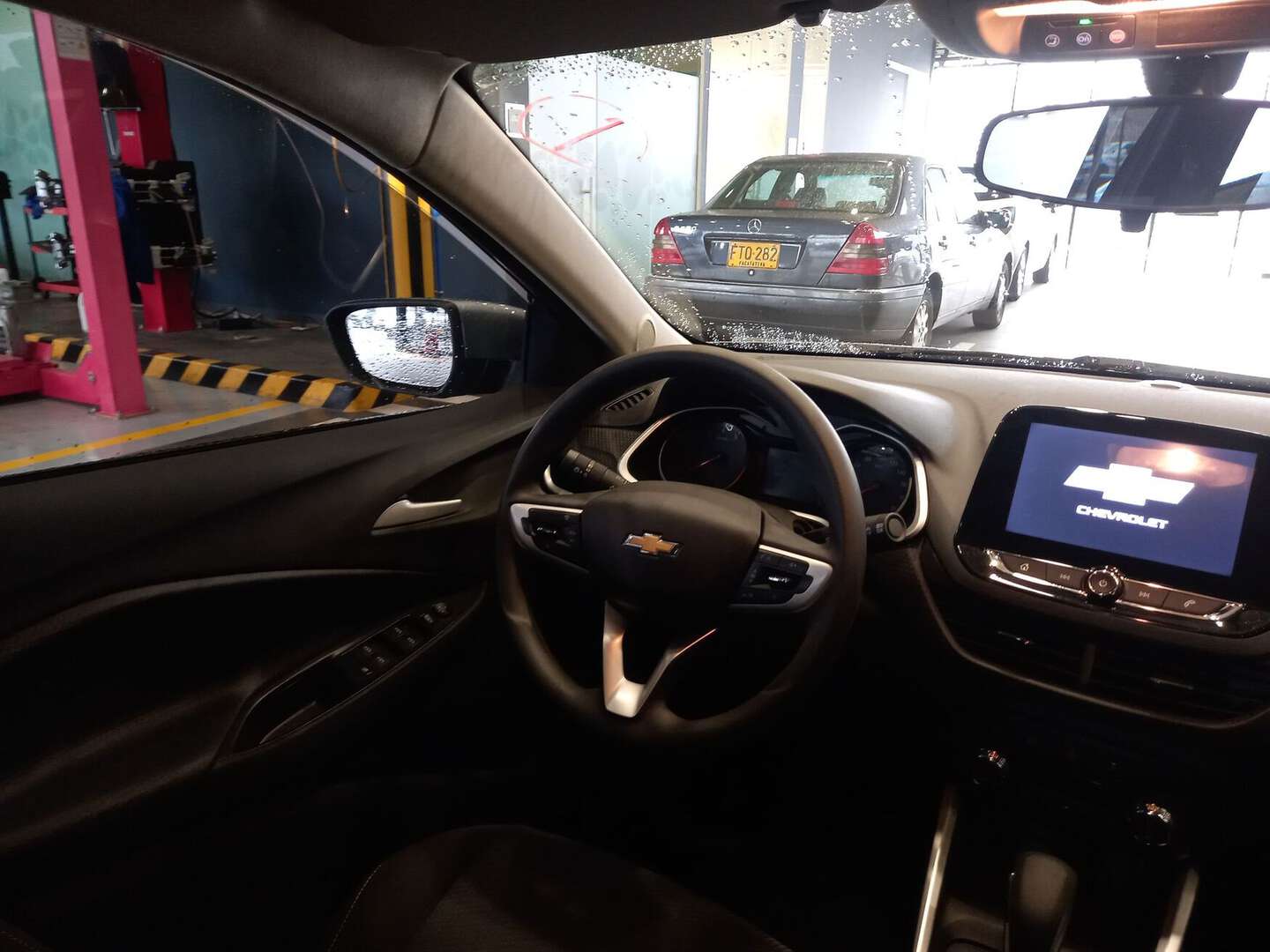 Chevrolet - Onix - 2025