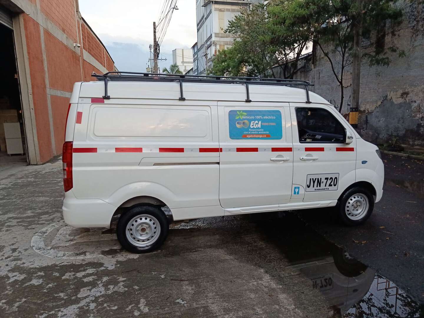 Dongfeng - E-Cargo 1T - 2021