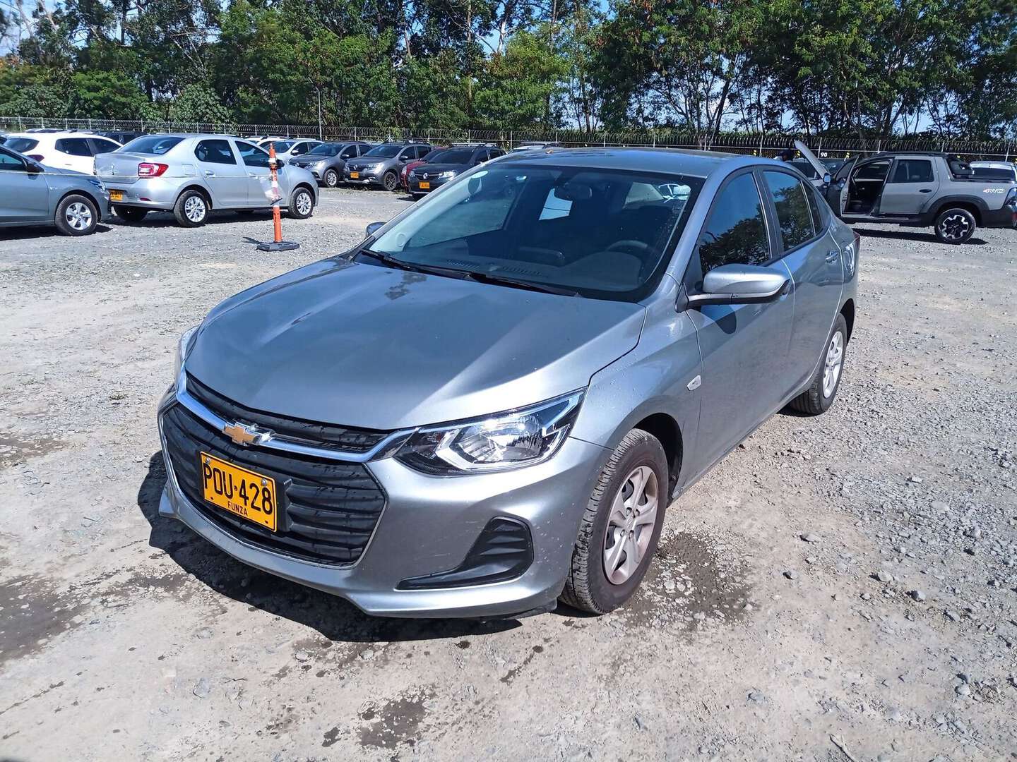 Chevrolet - Onix - 2025