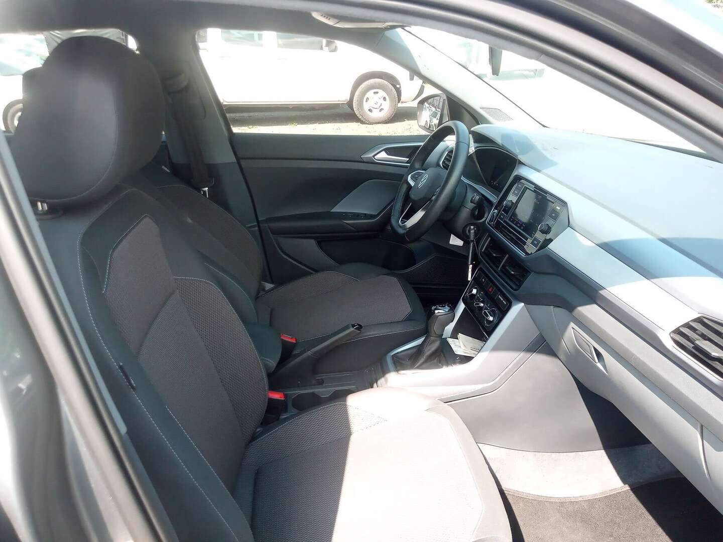 Volkswagen - T-Cross - 2024