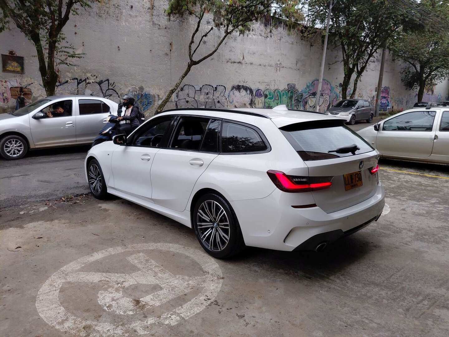 BMW - 330i - 2022