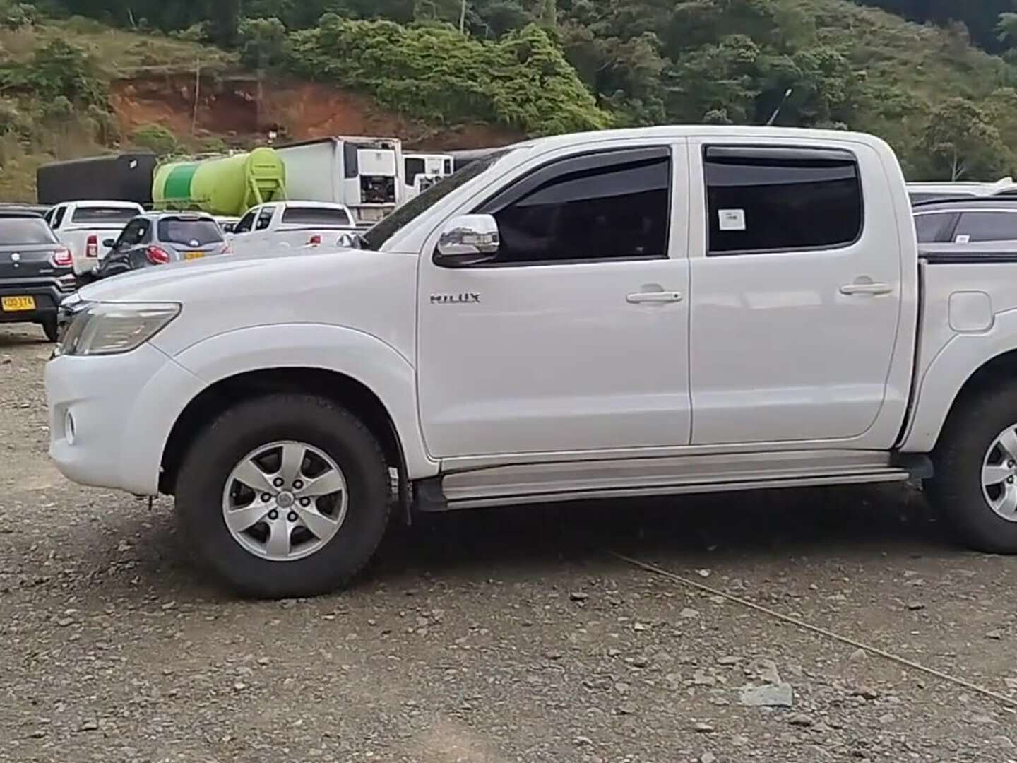 Toyota - HiluxNueva - 2016