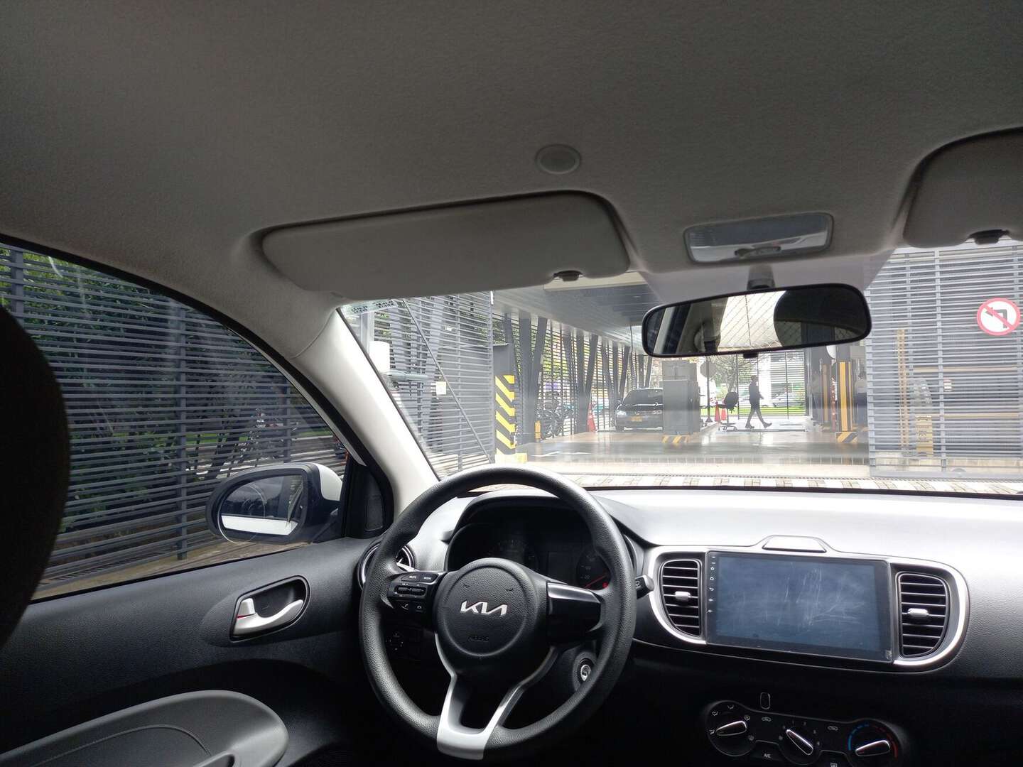 Kia - Soluto - 2025