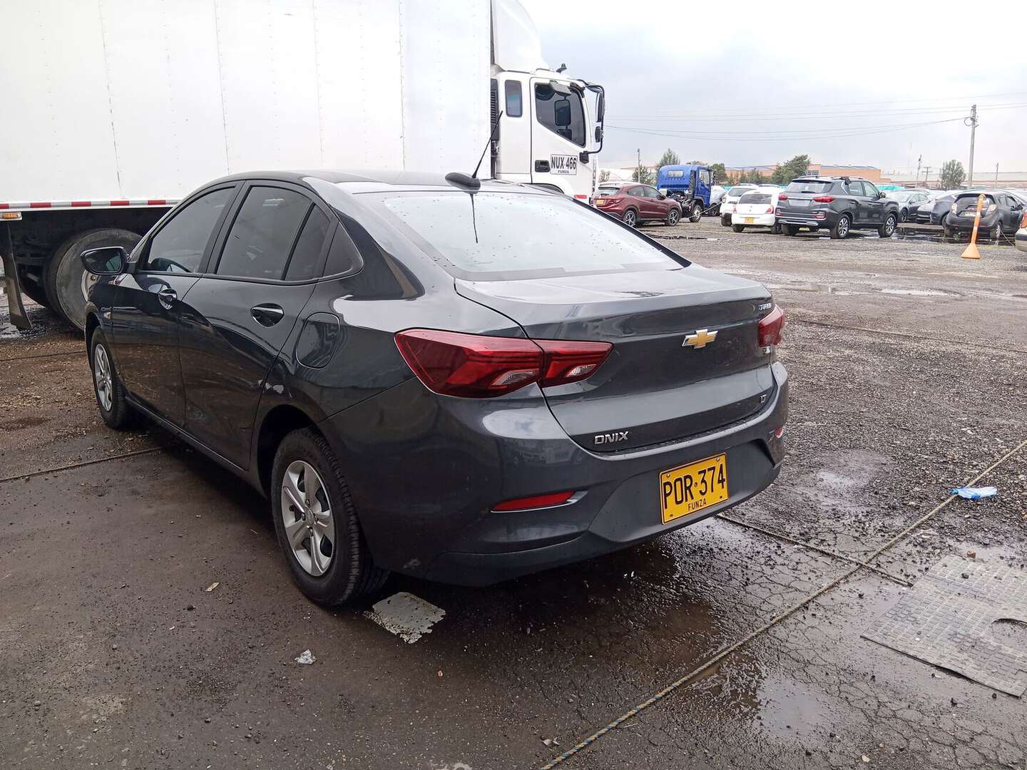 Chevrolet - Onix - 2025