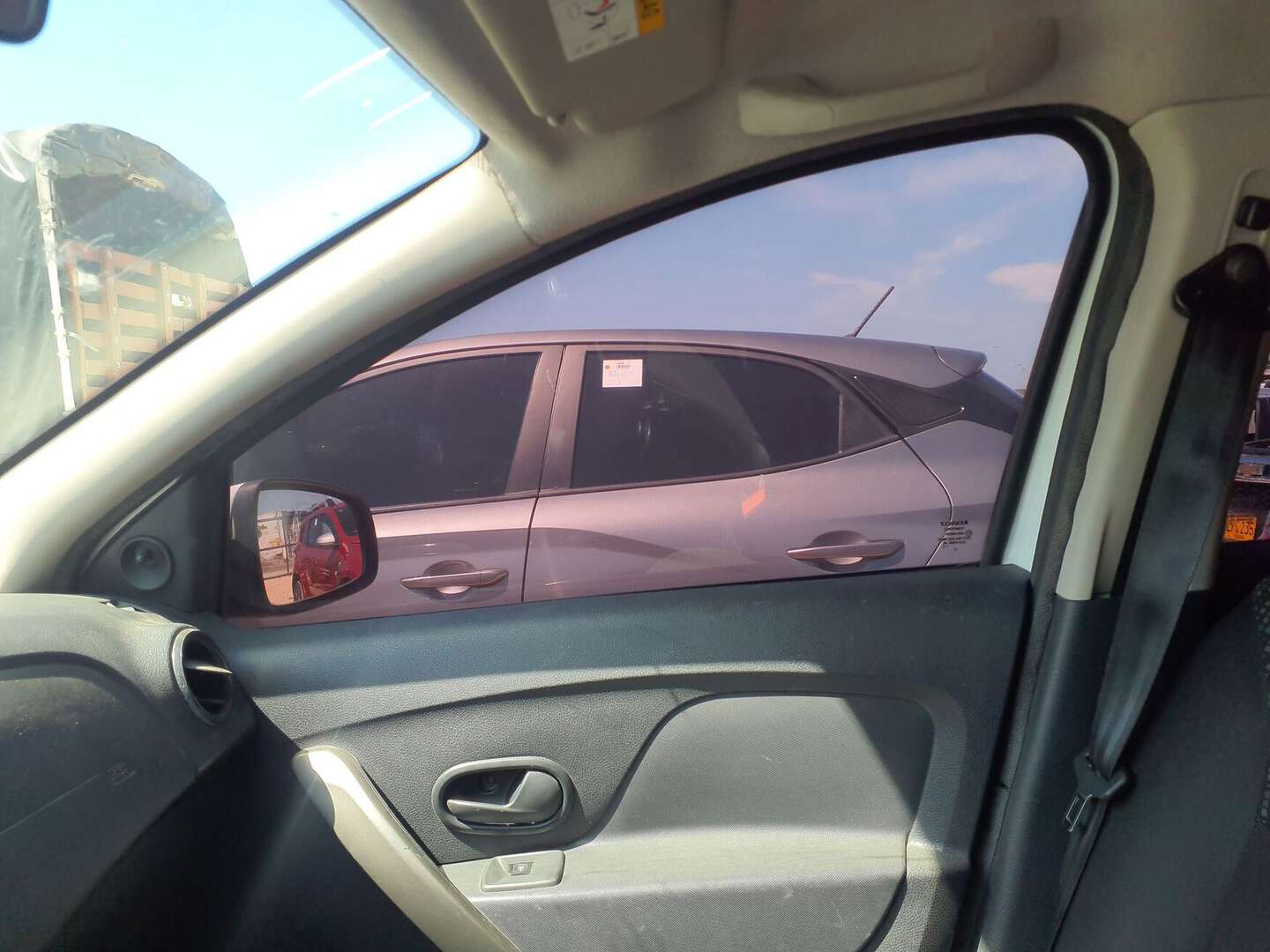 Renault - Sandero - 2020