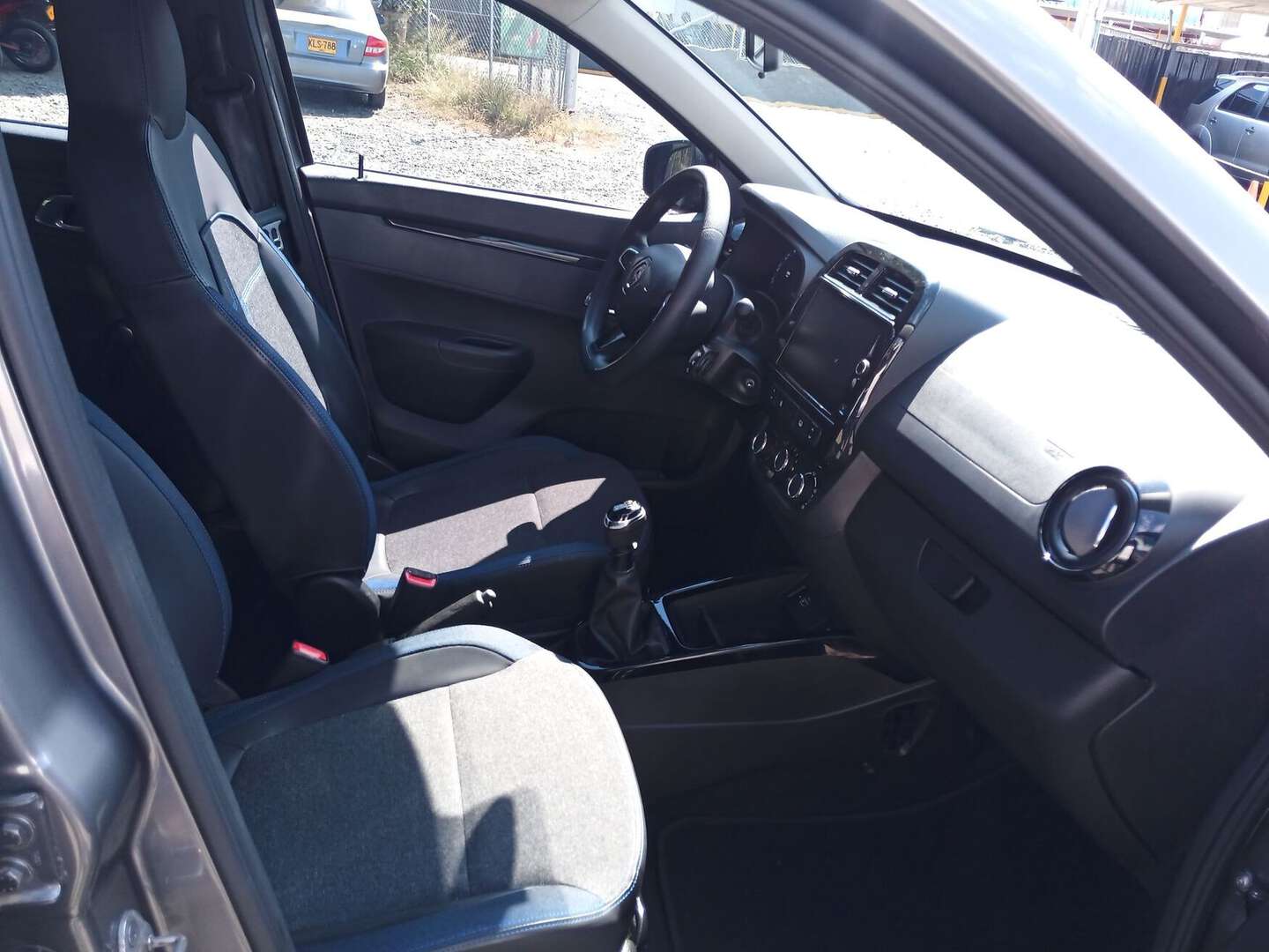 Renault - Kwid - 2026