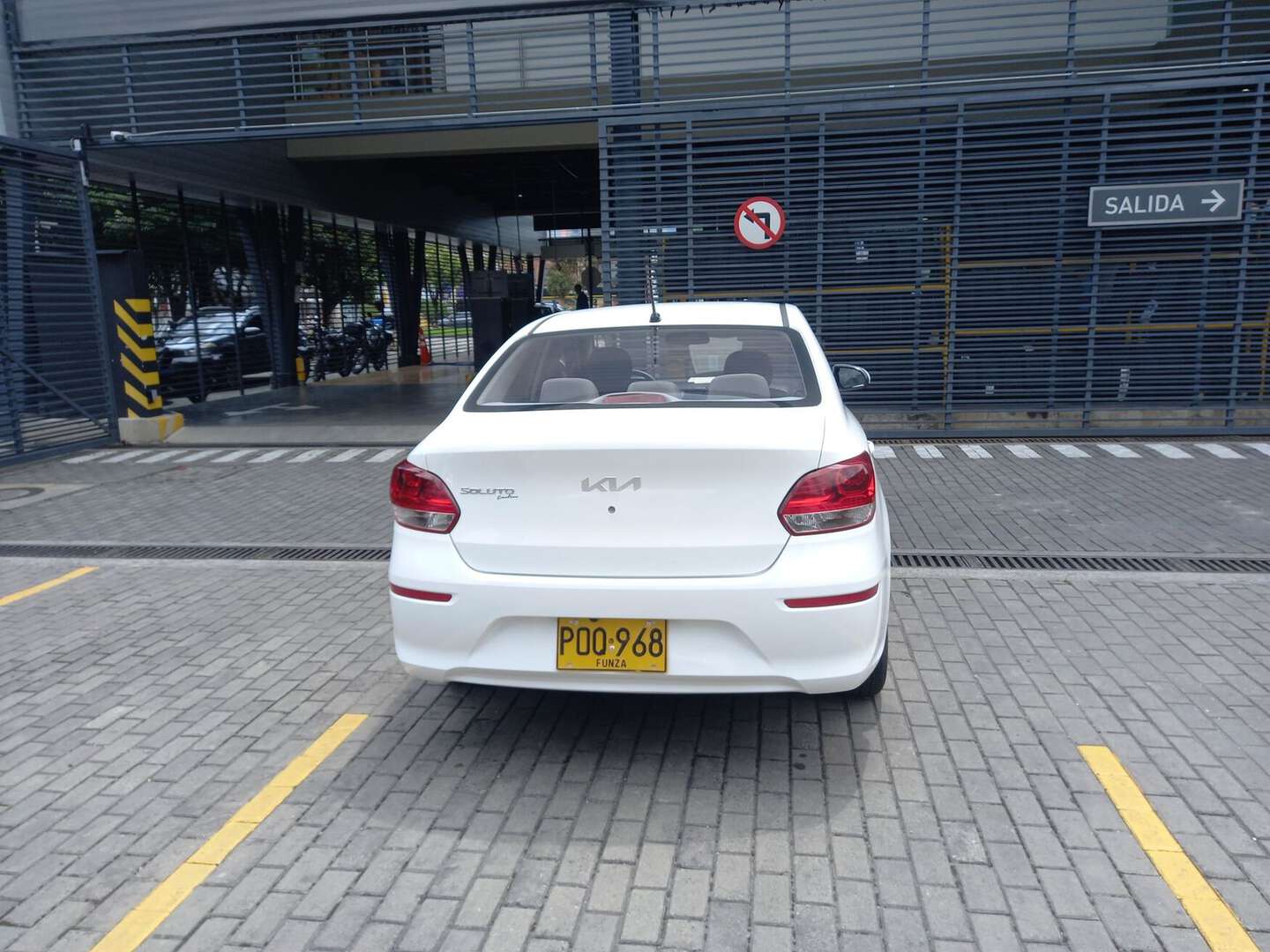 Kia - Soluto - 2025
