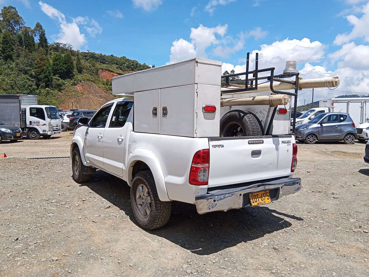 Toyota - Hilux - 2016