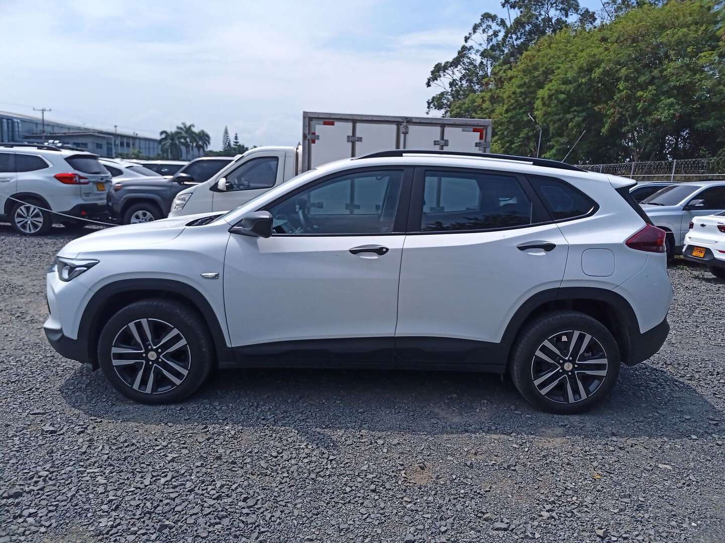 Chevrolet - Tracker - 2025