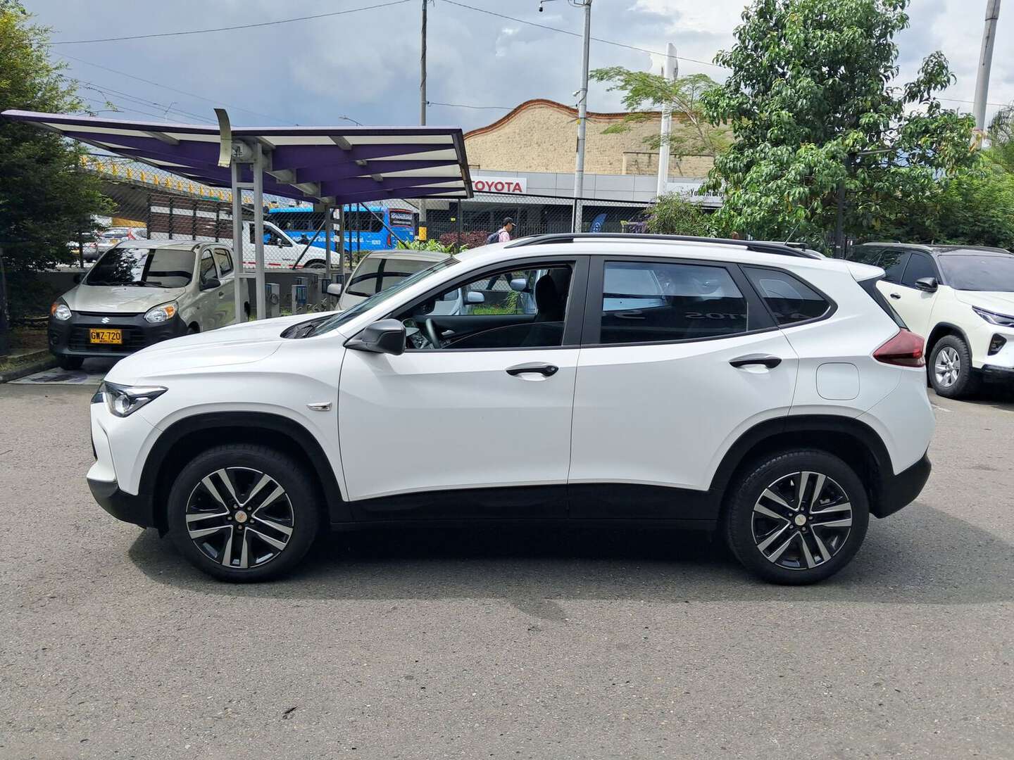 Chevrolet - Tracker - 2025