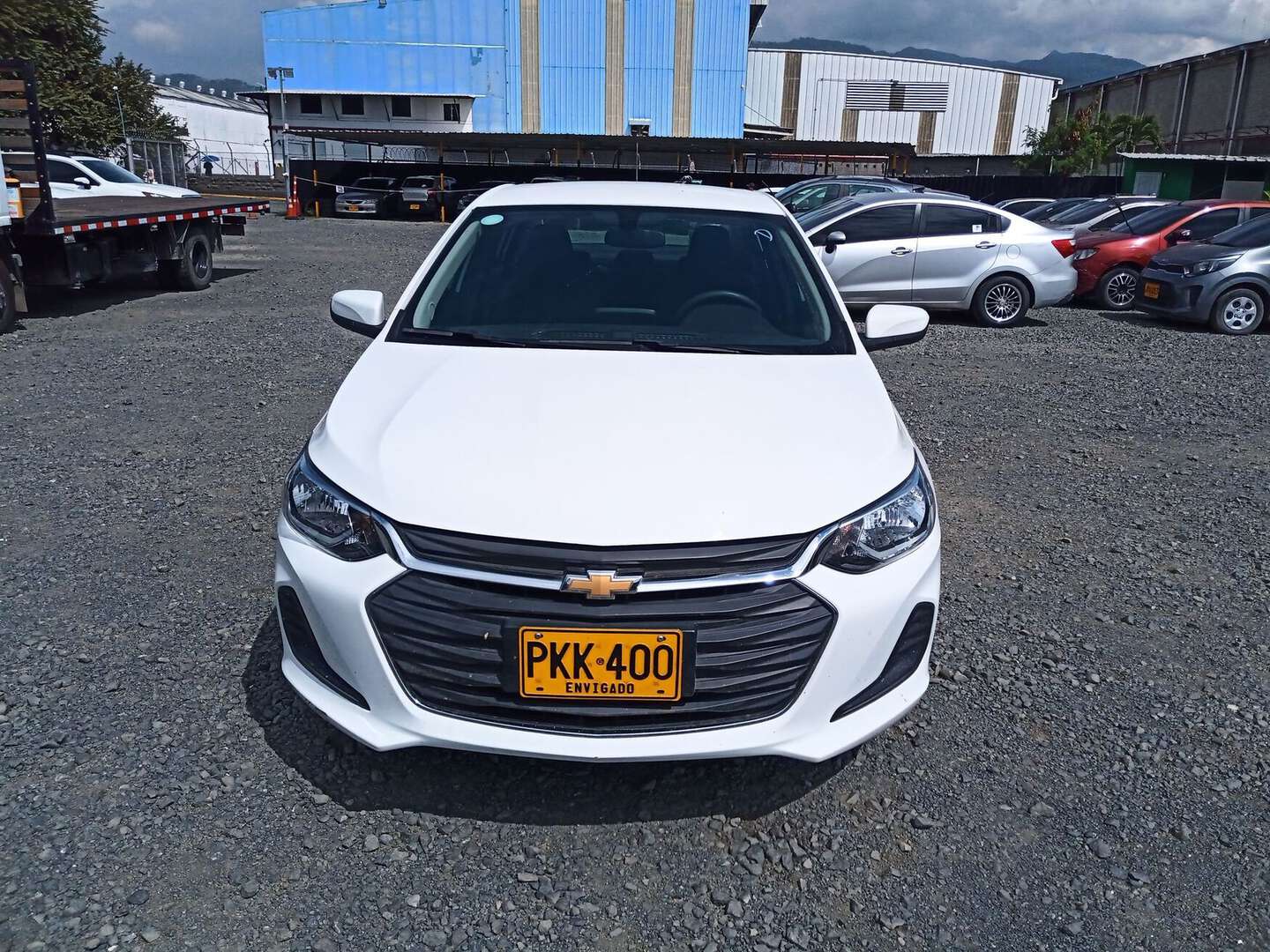 Chevrolet - Onix - 2025