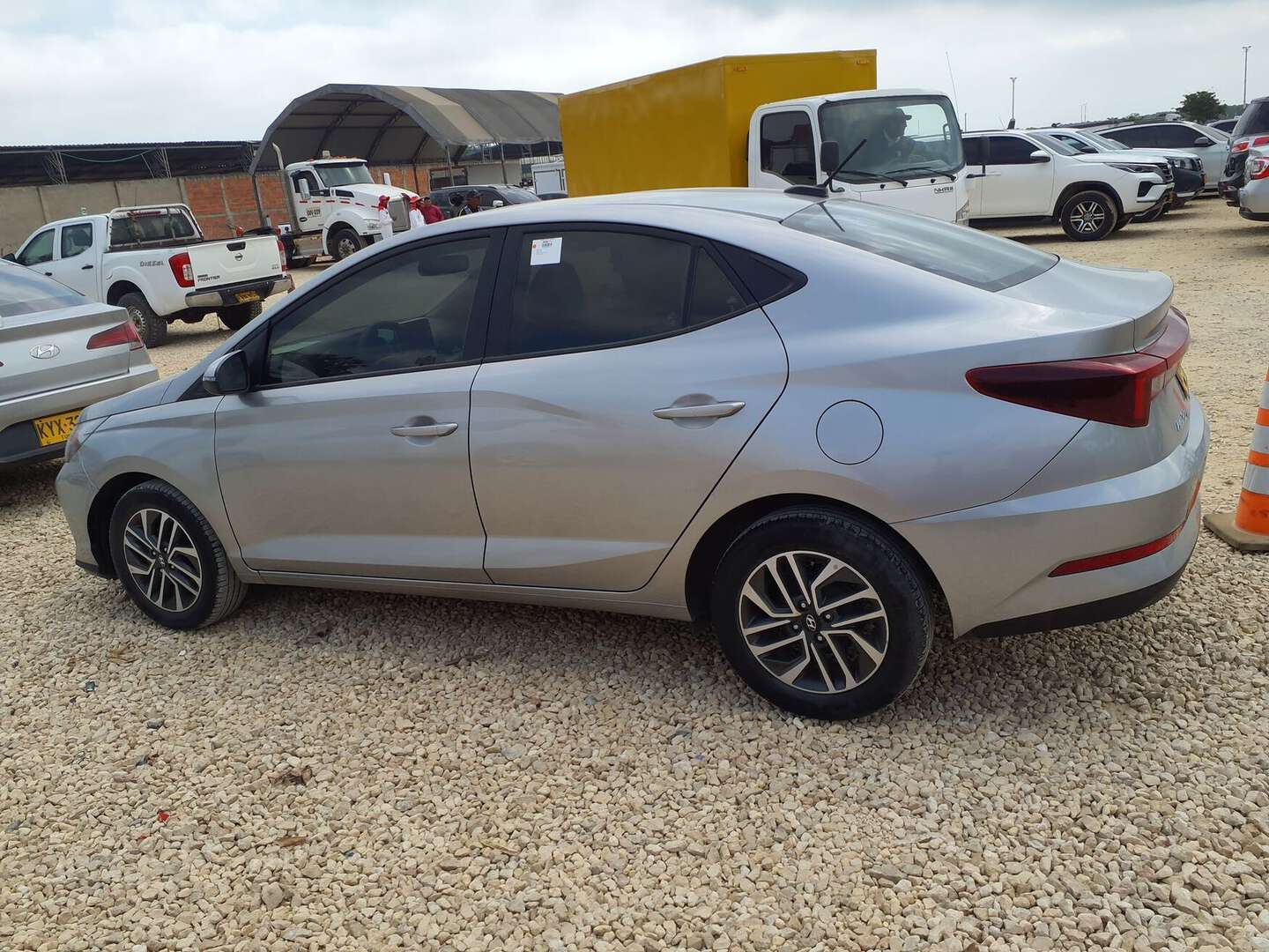 Hyundai - HB20S Accent - 2024