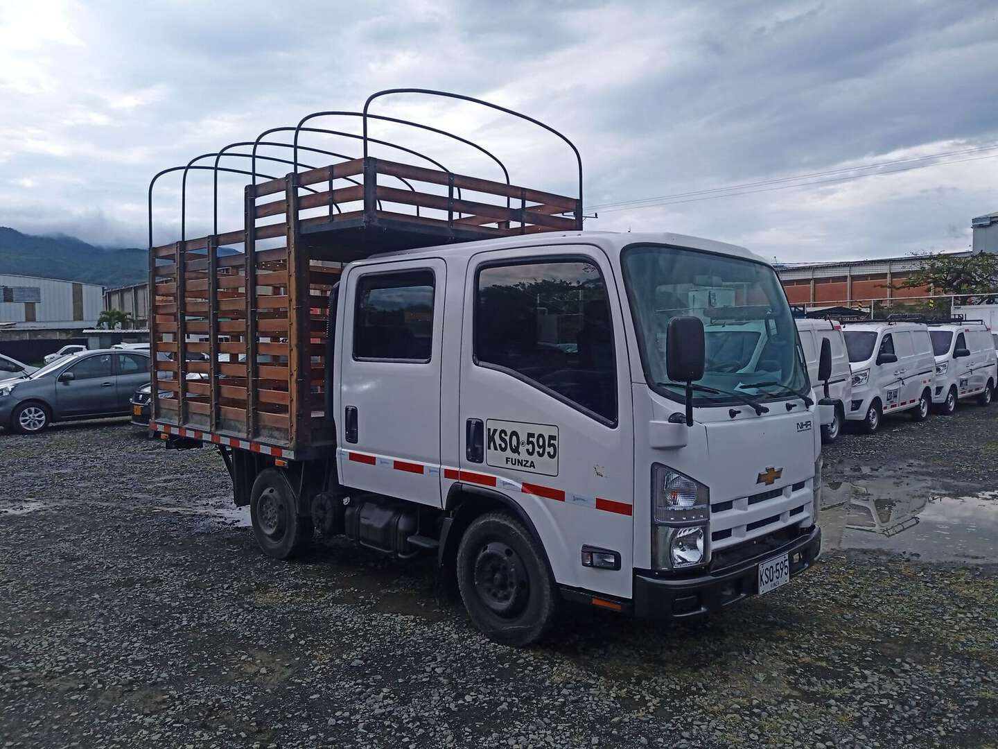 Chevrolet - NHR Doble - 2022