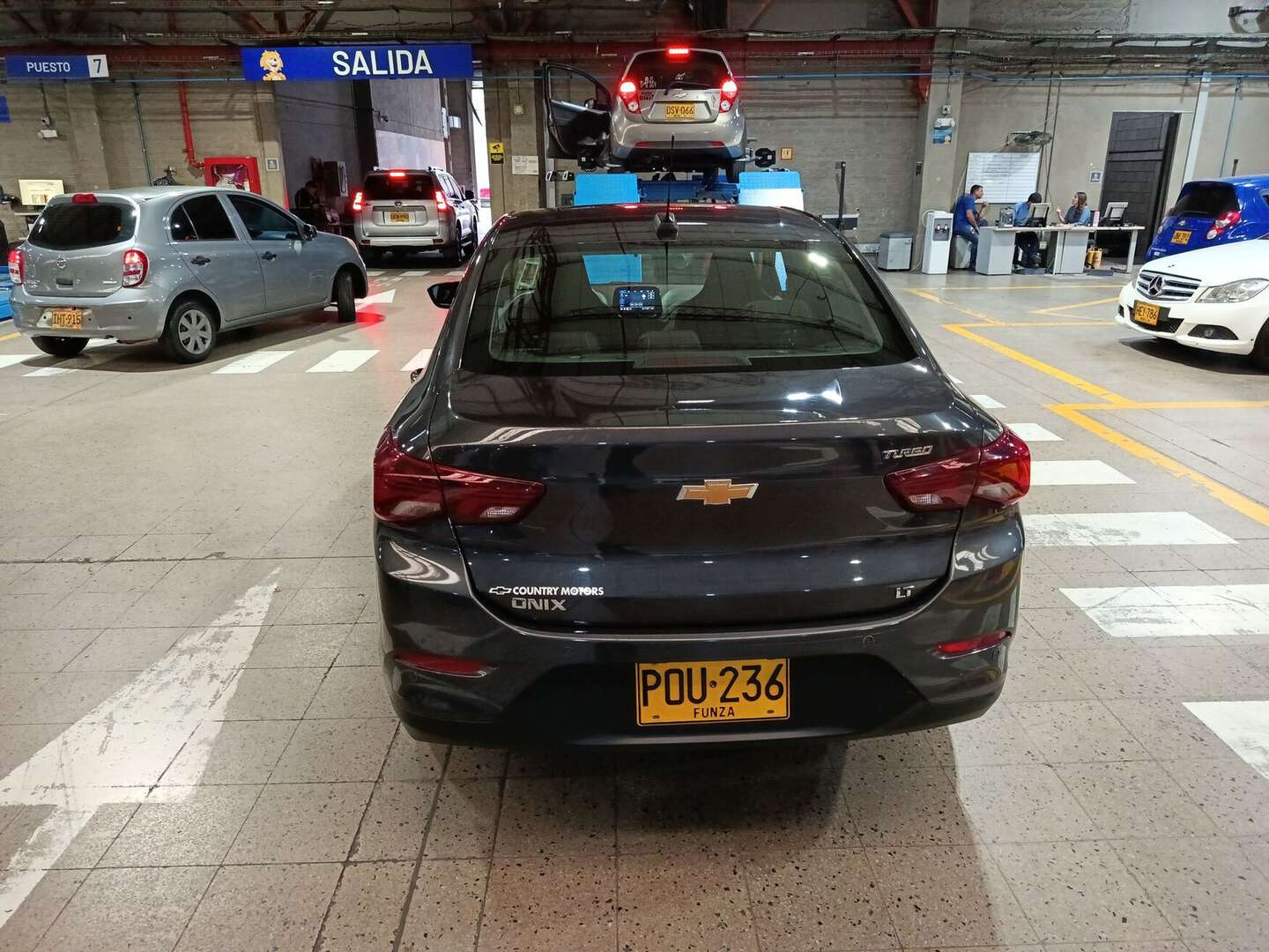 Chevrolet - Onix - 2025