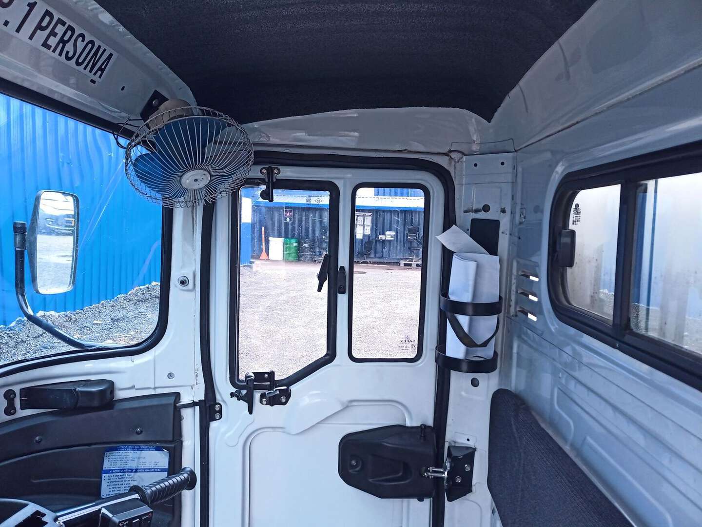 Bajaj - Bajaj RE - 2022